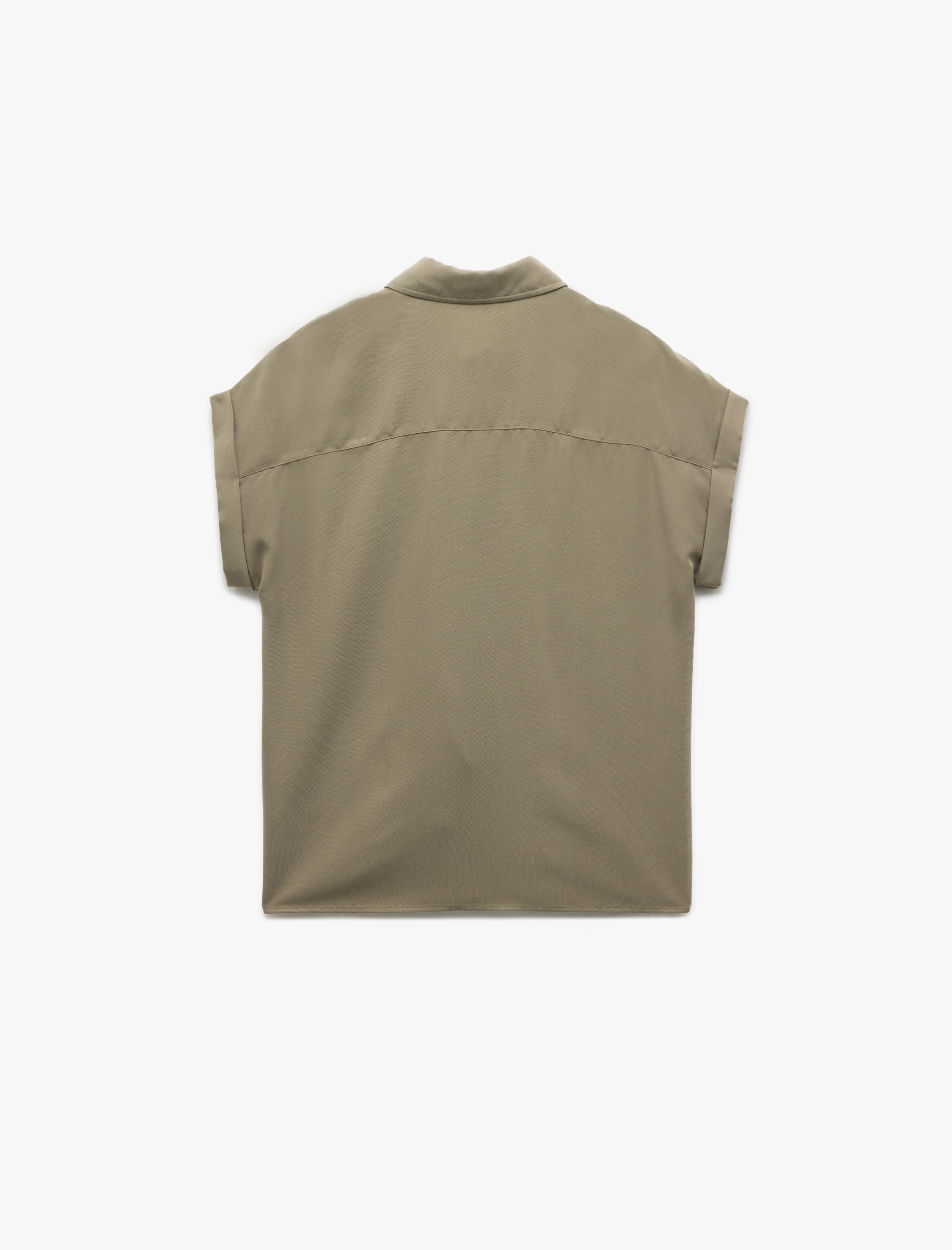 Modal Kumaş Kısa Kollu Klasik Yaka Cep Detaylı Gömlek