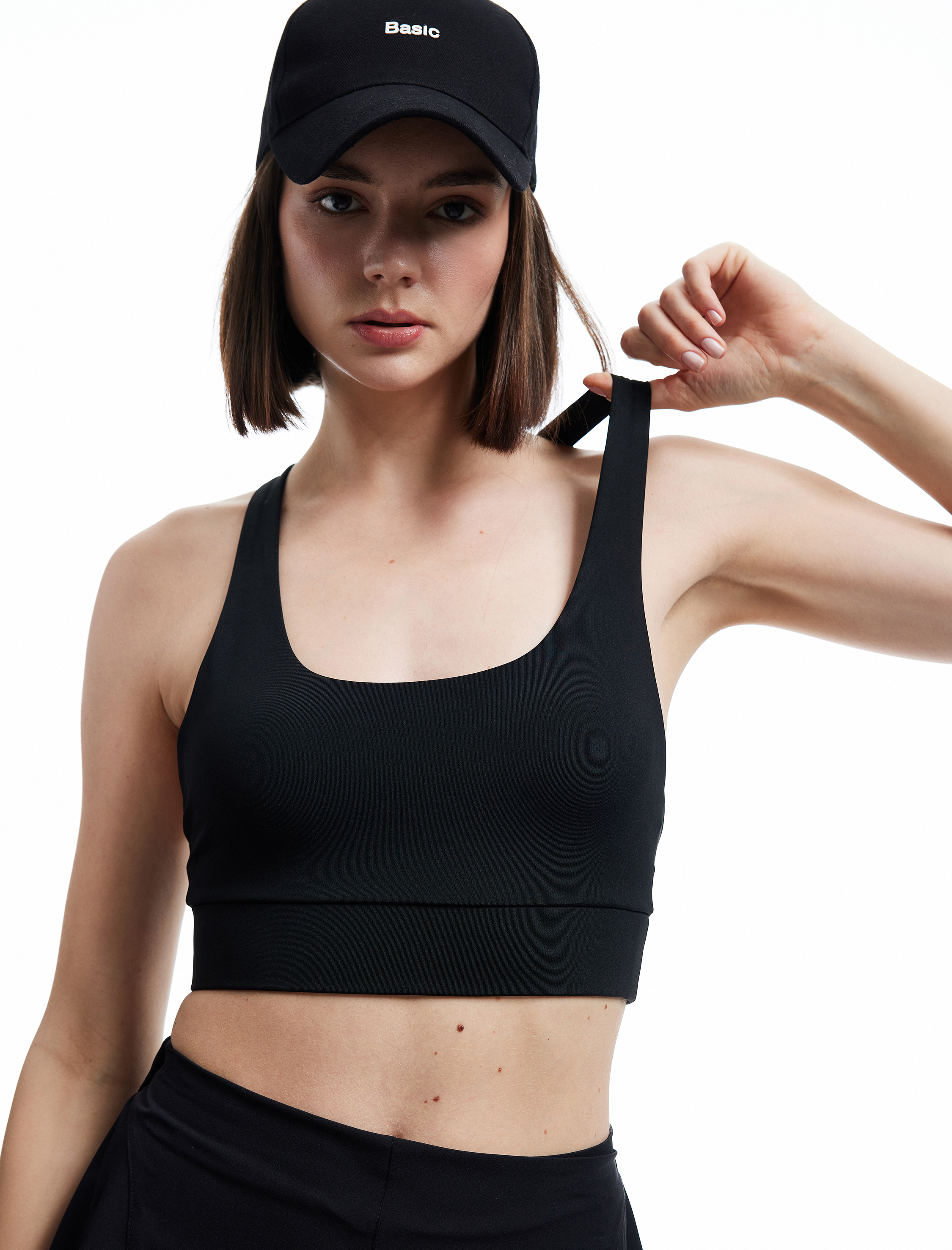   U Yaka Sırt Detaylı Çapraz Askılı Sporcu Sütyeni