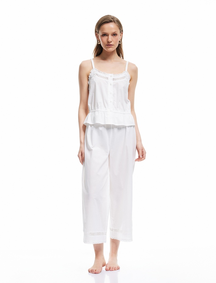  Düğmeli Fırfır Detaylı Brodeli Pamuklu Askılı Pijama Üstü