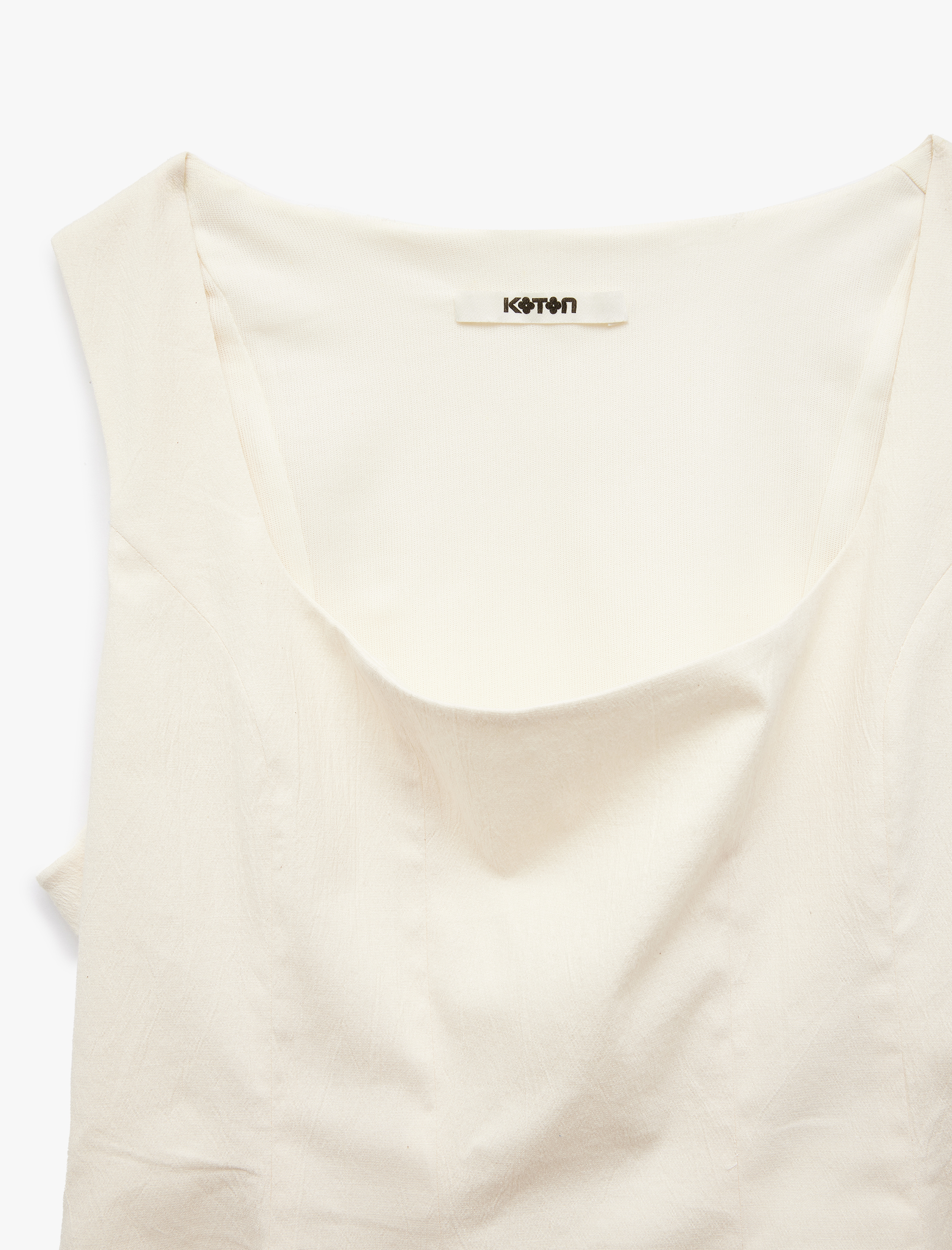   Koton X Şahika Ercümen - Kare Yaka Kolsuz Peplum Bluz