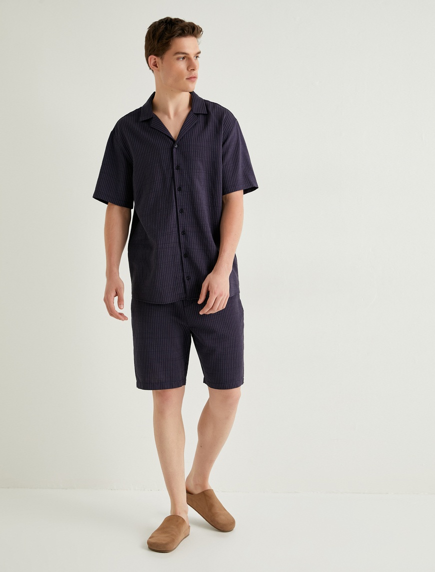   Kısa Kollu Gömlek Devrik Yaka Düğmeli Slim Fit