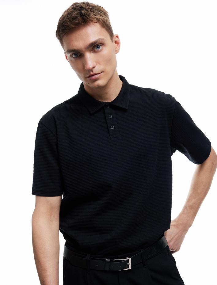  Kısa Kollu Dokulu Regular Fit Polo Yaka Tişört