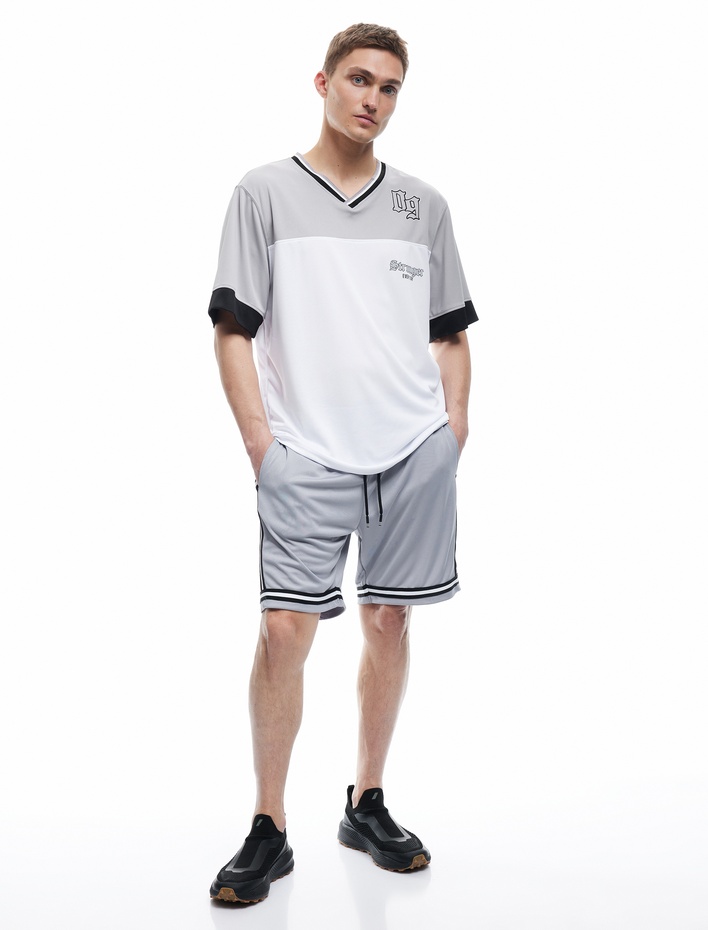  Şerit Detaylı Cepli Beli Bağcıklı Oversize Spor Şort