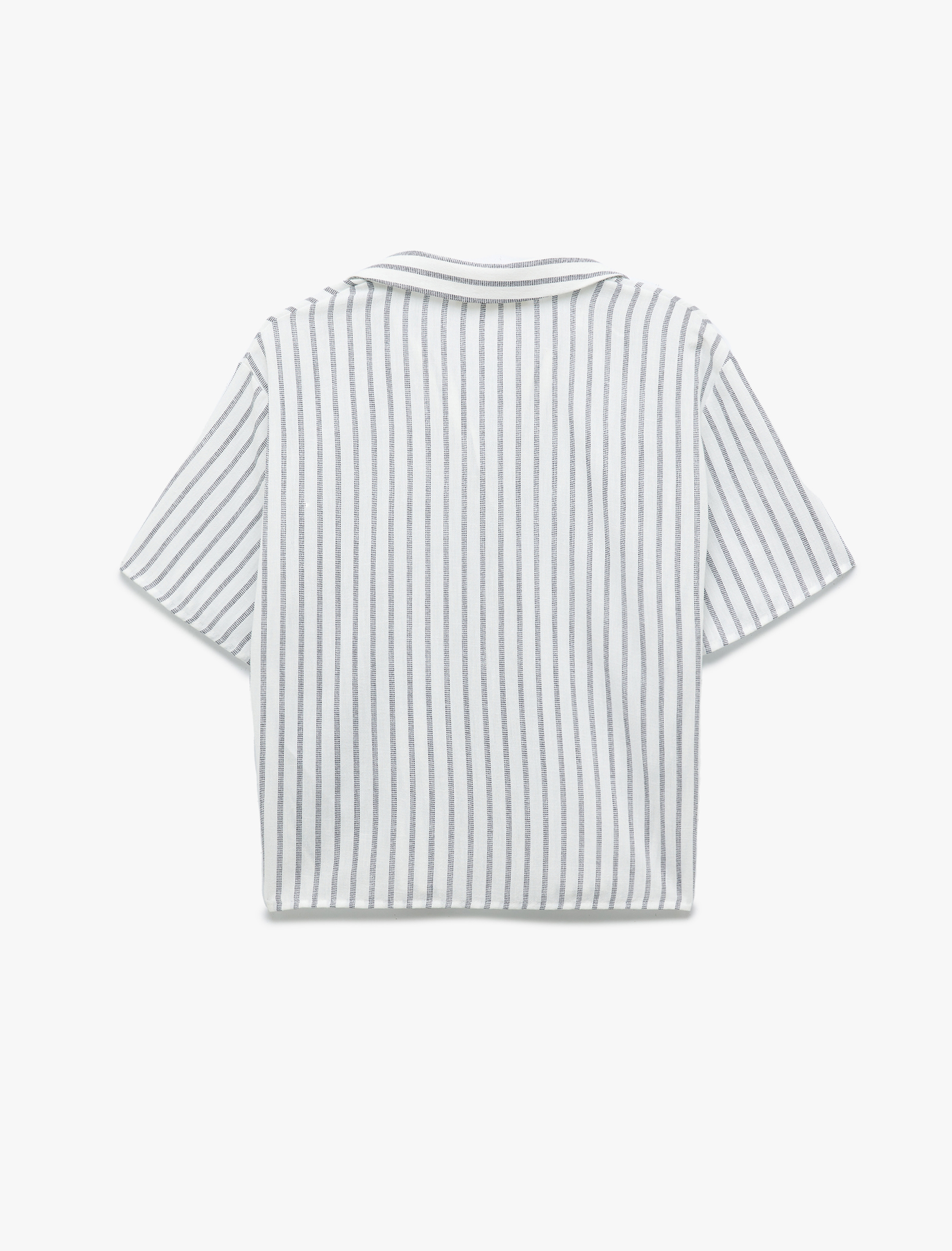   Tek Cep Detaylı Kısa Kollu Çizgili Gömlek