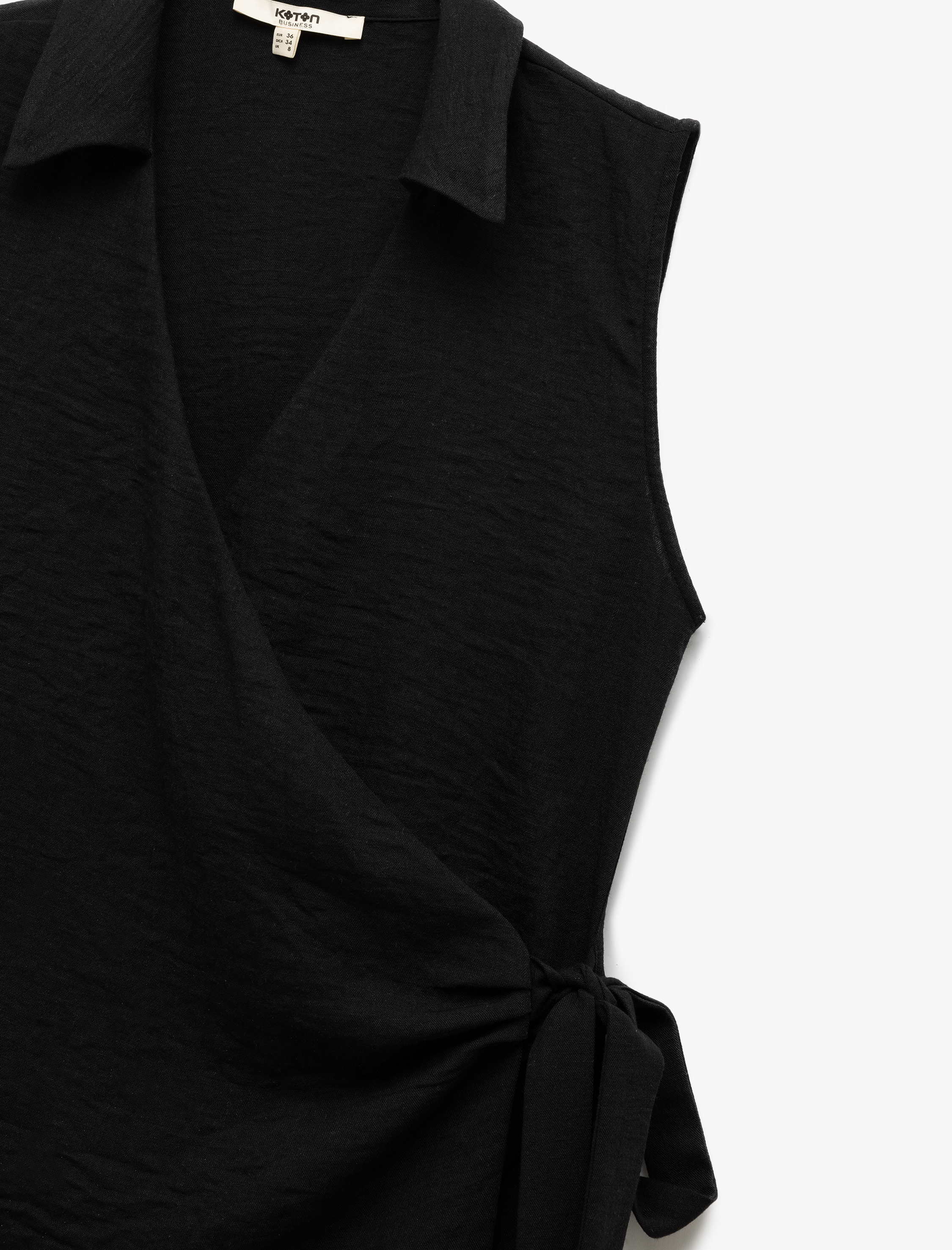   Kolsuz Yandan Bağlama Detaylı Kruvaze Gömlek