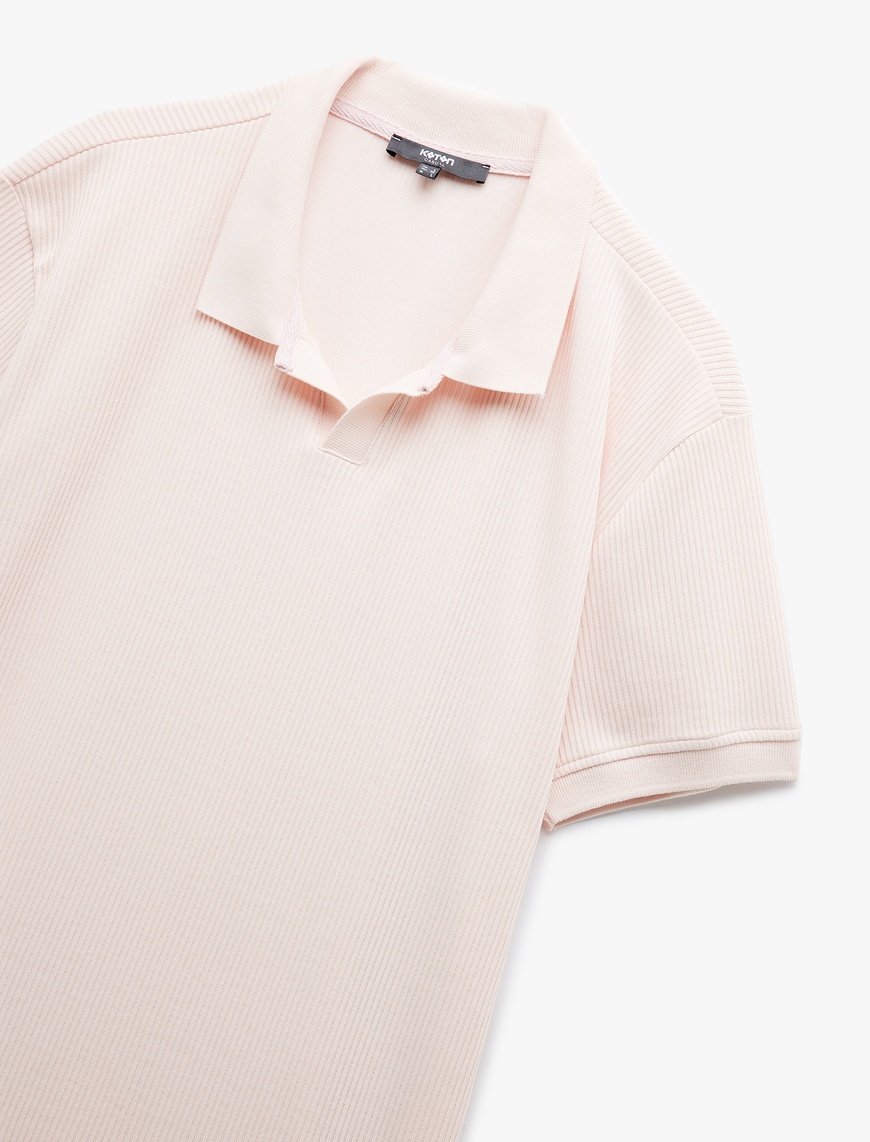   Pamuklu Kısa Kollu Dokulu Regular Fit Polo Yaka Tişört