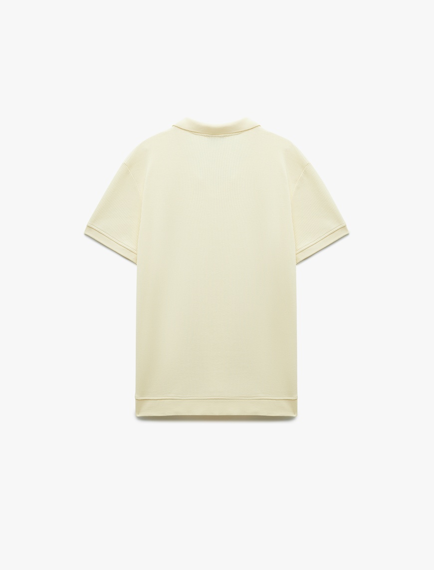  Pamuklu Kısa Kollu Dokulu Regular Fit Polo Yaka Tişört