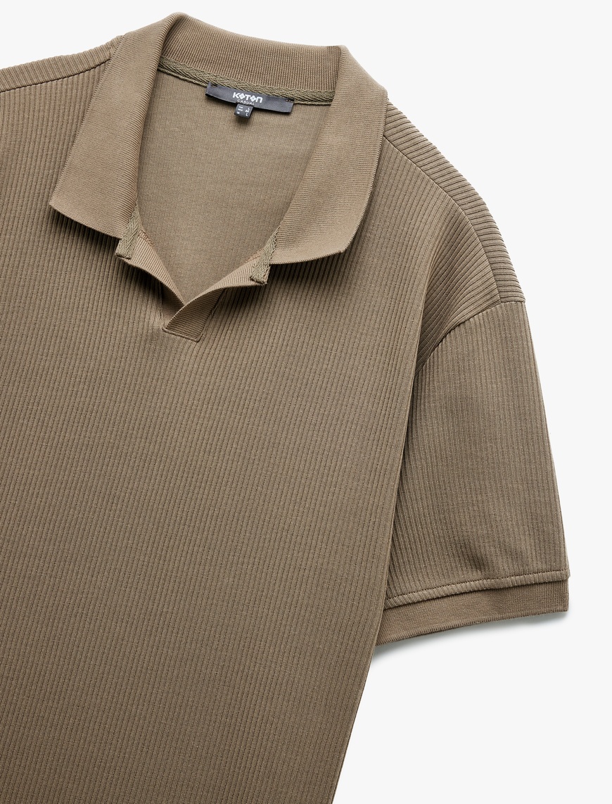   Pamuklu Kısa Kollu Dokulu Regular Fit Polo Yaka Tişört