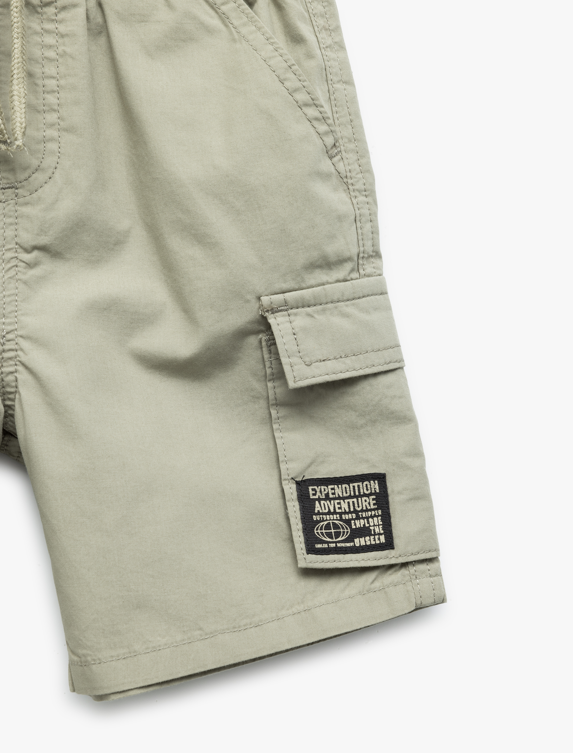  Erkek Bebek Pamuklu Cep Detaylı Bermuda Etiket Detaylı Beli Bağcıklı Kargo Şort