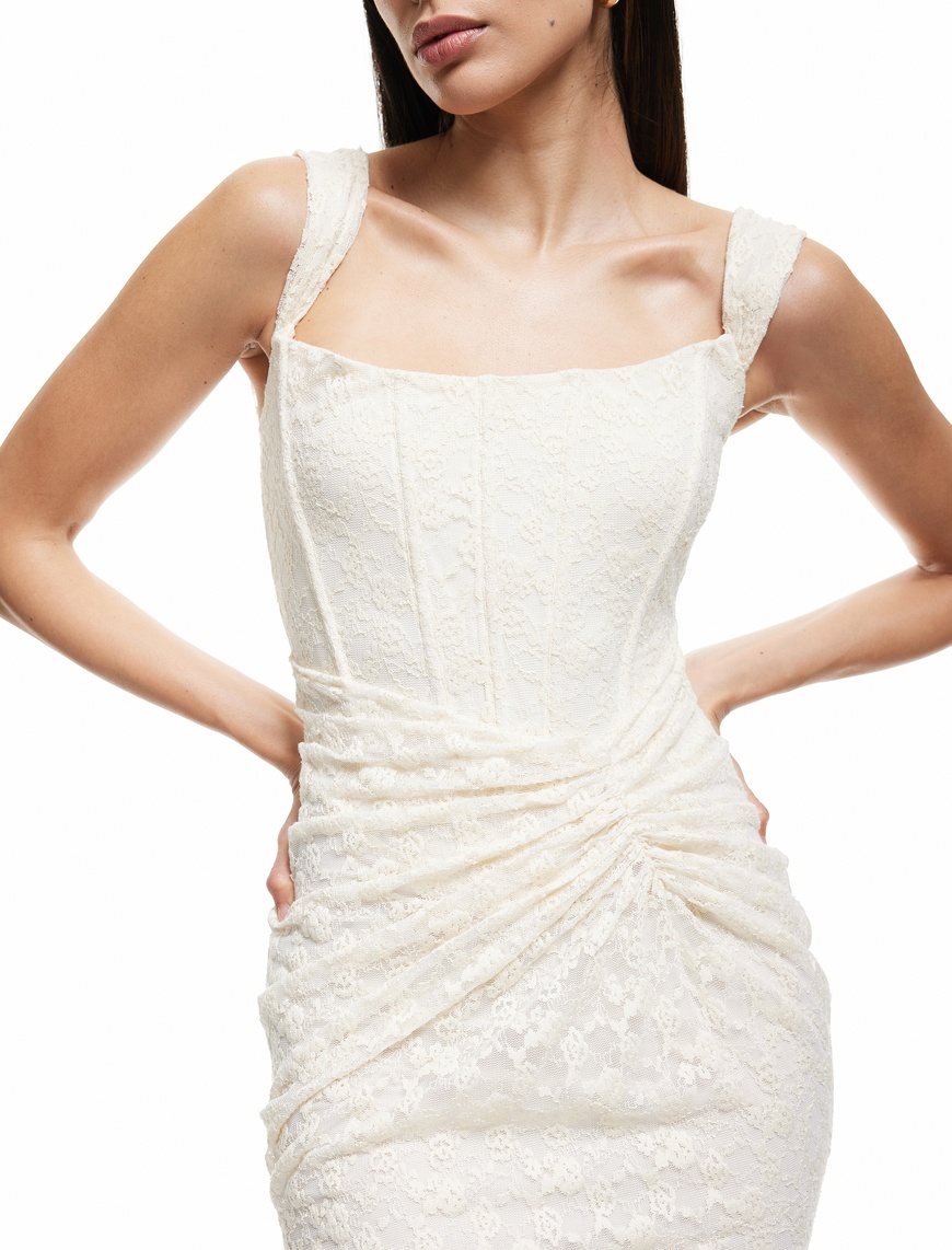   Koton X Sibil Çetinkaya - Kare Yaka Kolsuz Drapeli Asimetrik Bodycon Dantelli Uzun Abiye Elbise