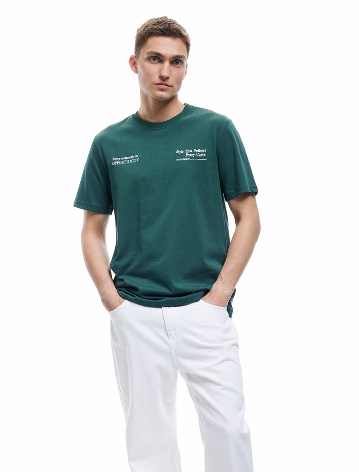  Pamuklu İşlemeli Kısa Kollu Regular Fit Bisiklet Yaka Tişört