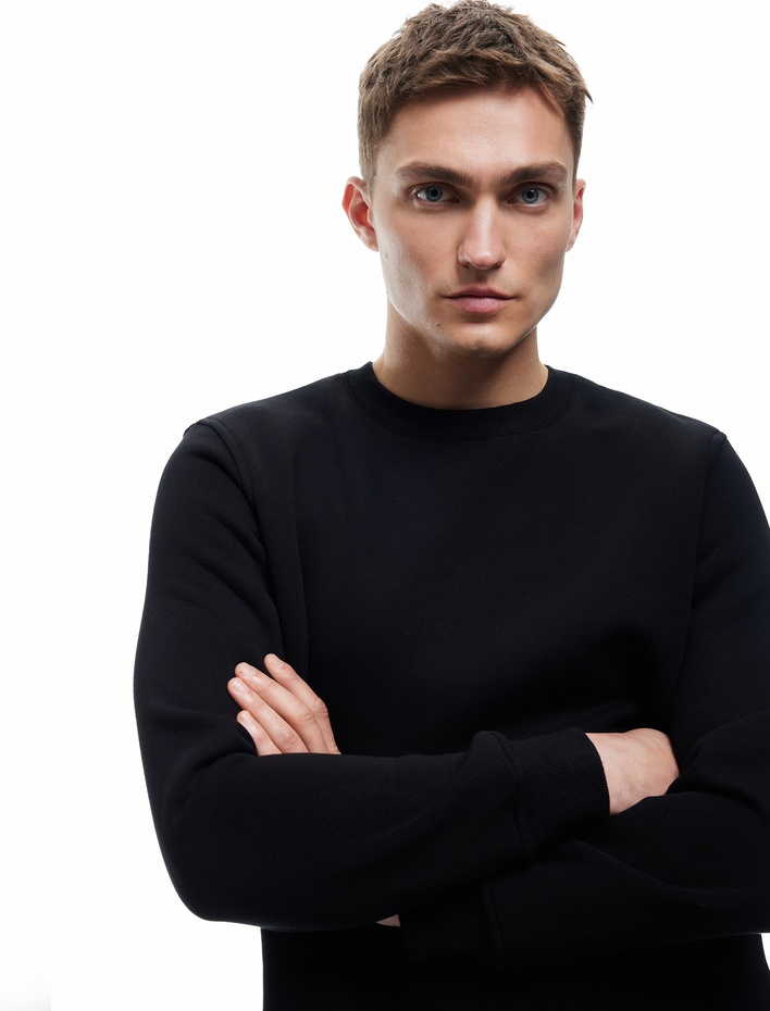  Pamuklu Uzun Kollu Bisiklet Yaka Erkek Basic Sweatshirt