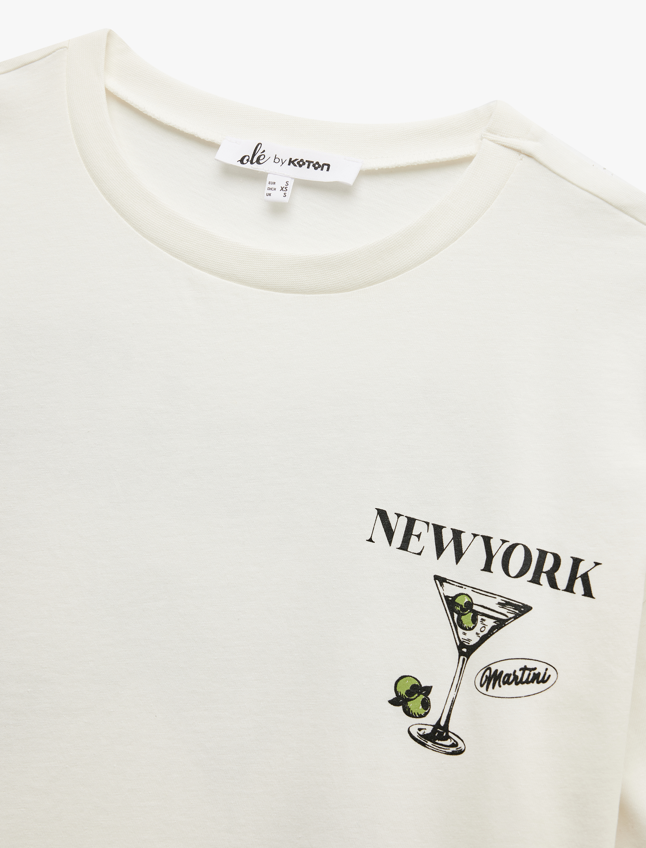   Bisiklet Yaka Kısa Kollu Arkası Baskılı Oversize Tişört