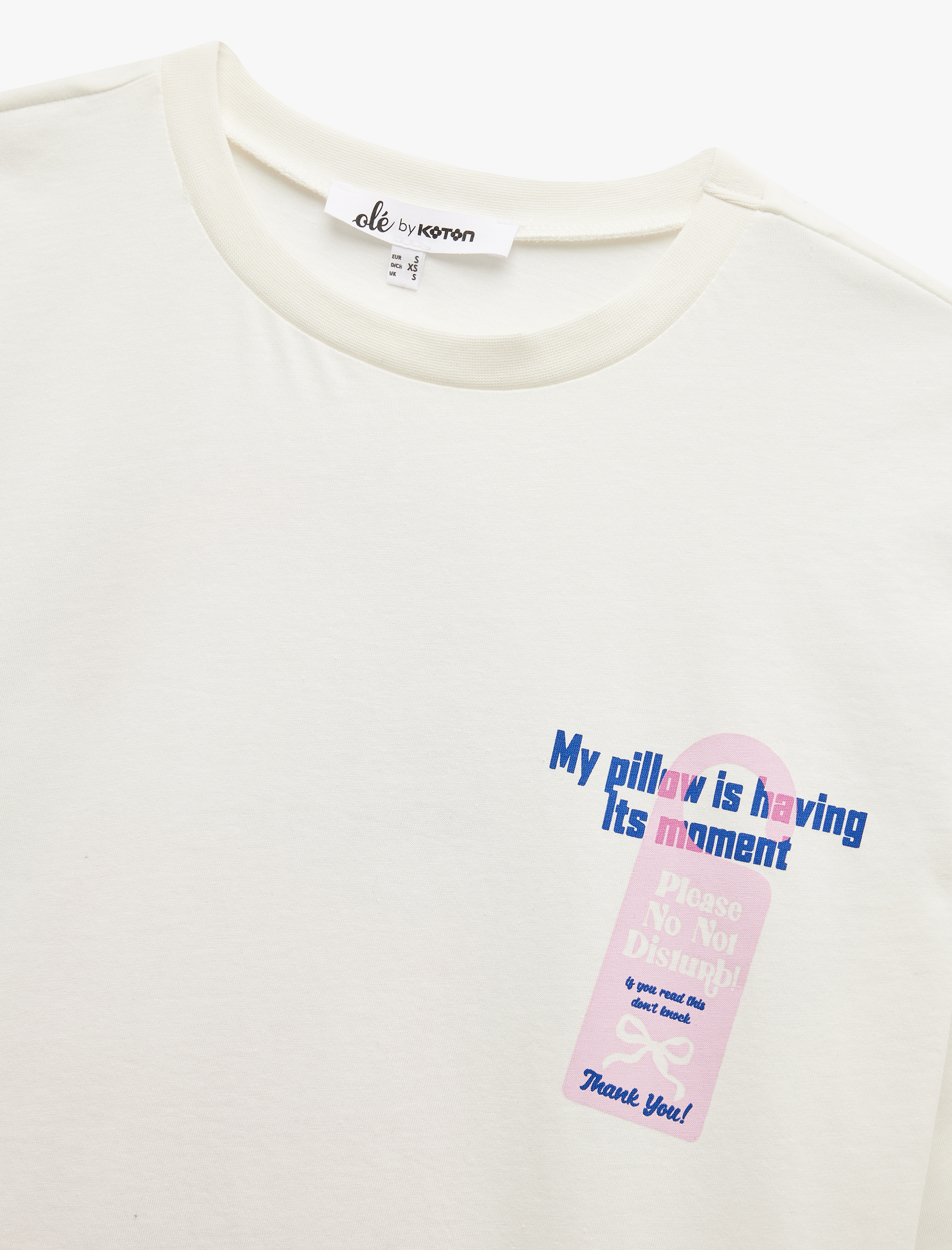   Kısa Kollu Bisiklet Yaka Pamuklu Arkası Baskılı Tişört