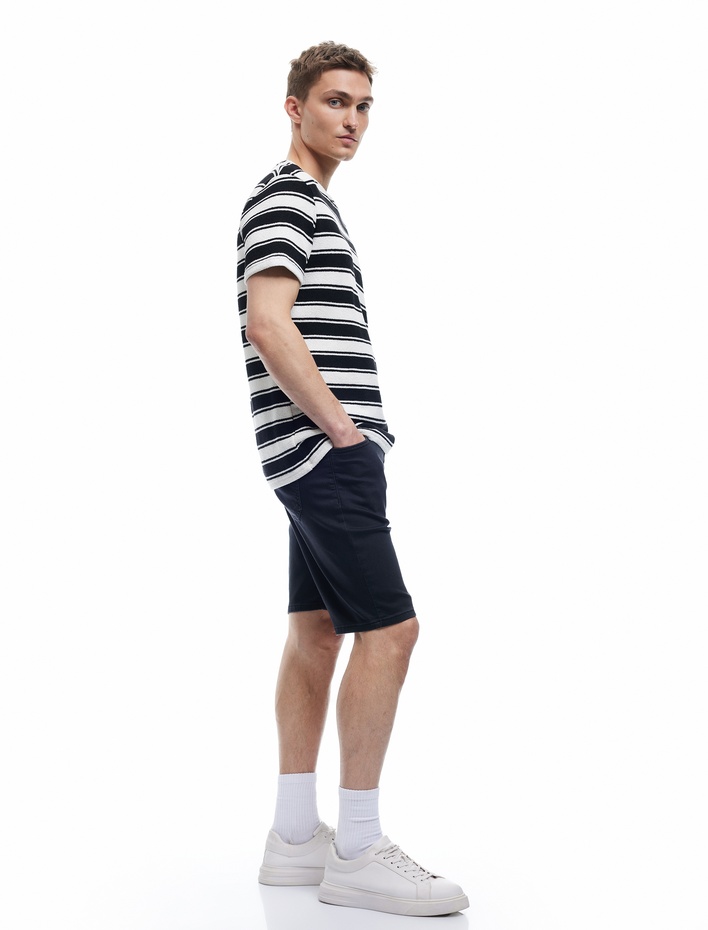  Bermuda Slim Fit Beli Bağcıklı Denim Şort