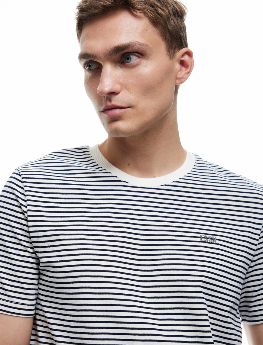   Slim Fit Kısa Kollu Bisiklet Yaka Çizgili Tişört