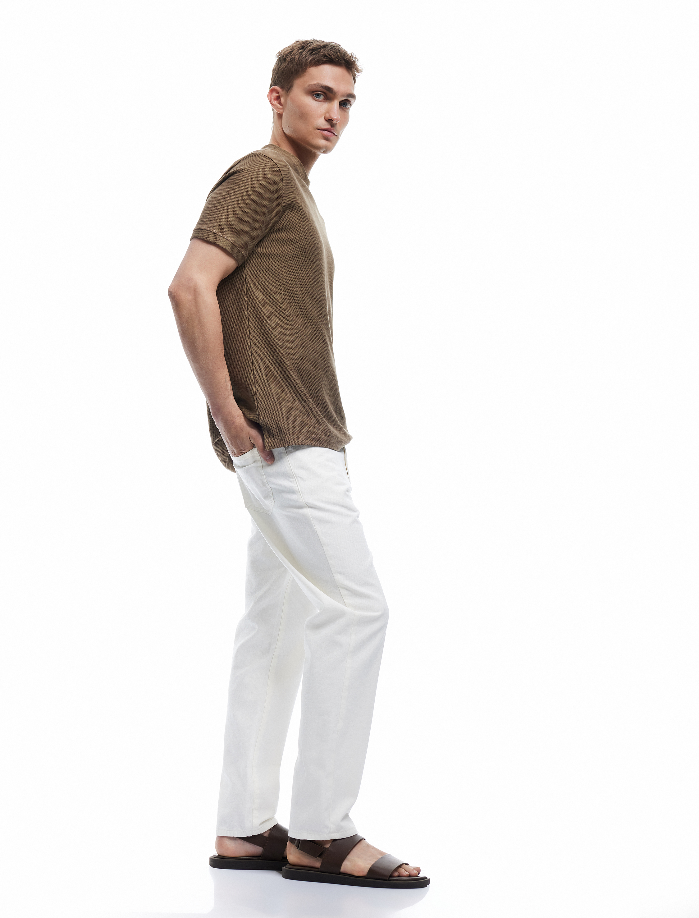   Pamuklu Cep Detaylı Regular Fit Düğmeli Kanvas Pantolon