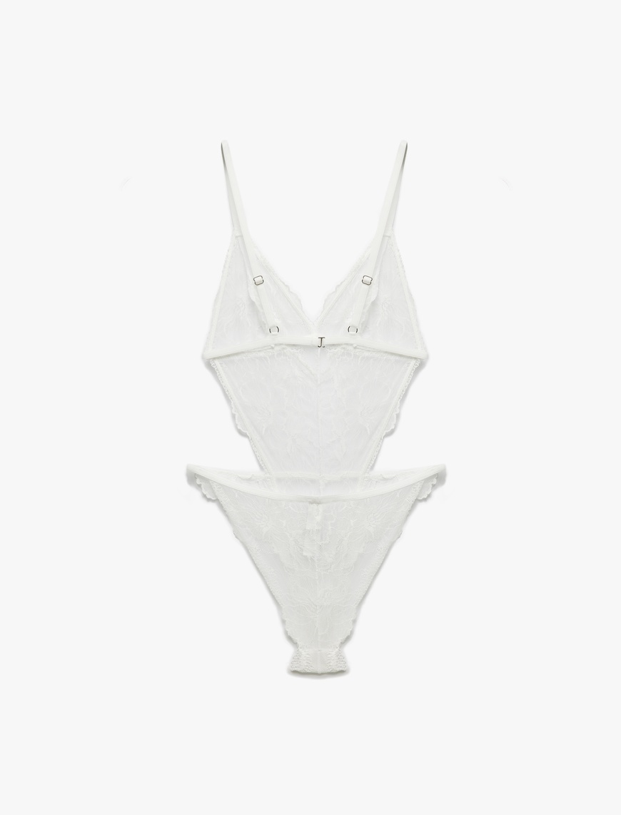   Pencere Detaylı Taşlı V Yaka Dantel Bodysuit