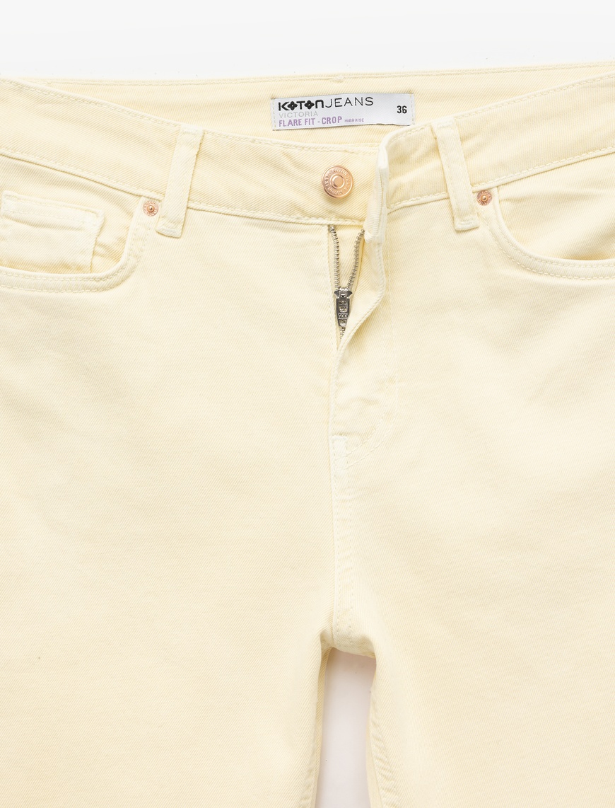   Pamuklu Düğmeli Cepli Dar Kalıp Yüksek Bel İspanyol Paça Jean Pantolon - Flare Jeans