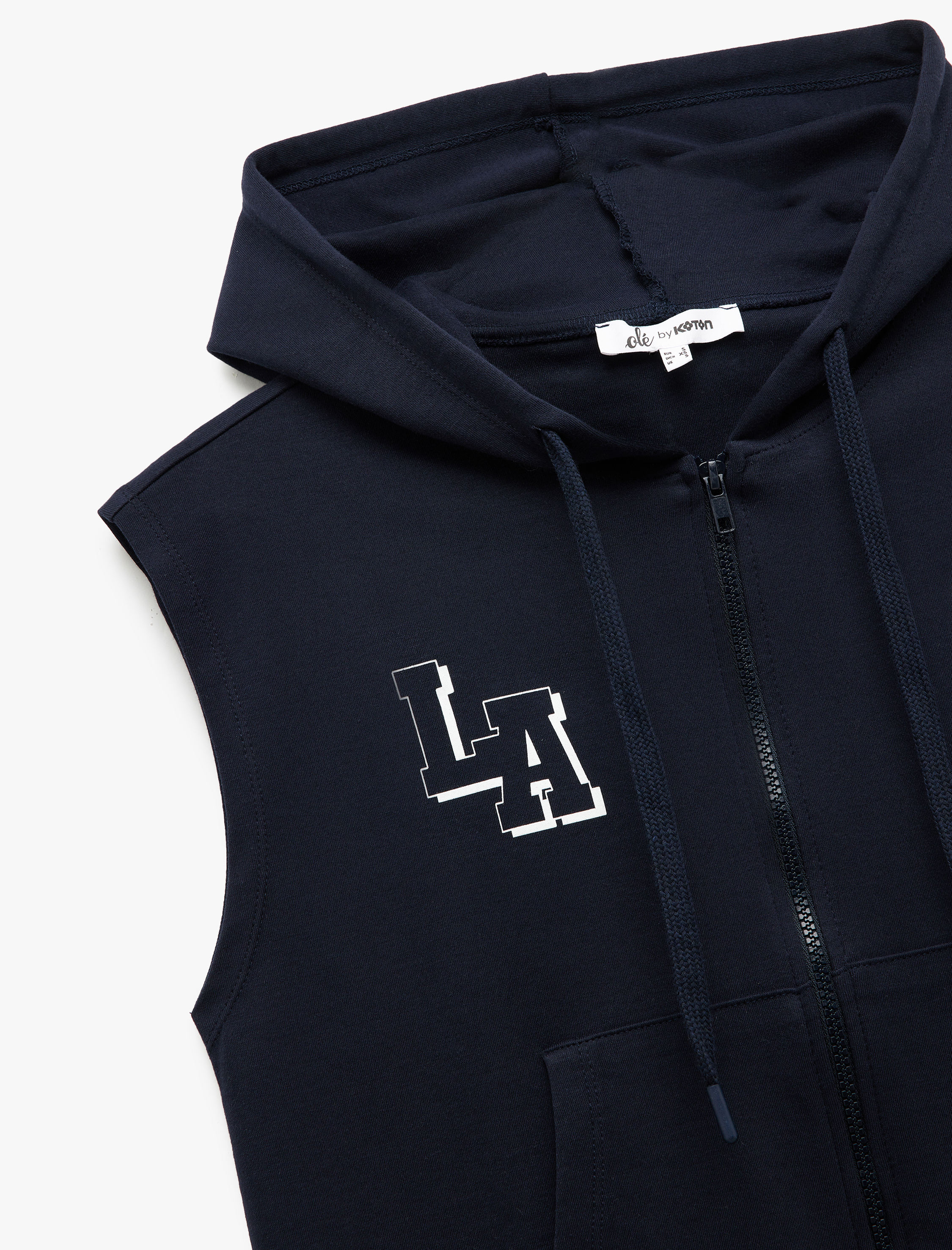   Fermuarlı Arkası Baskılı Cep Detaylı Kapüşonlu Kolsuz Sweatshirt