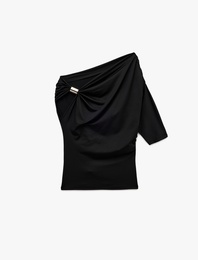 U Yaka Toka Detaylı Slim Fit Kısa Kollu Asimetrik Tişört