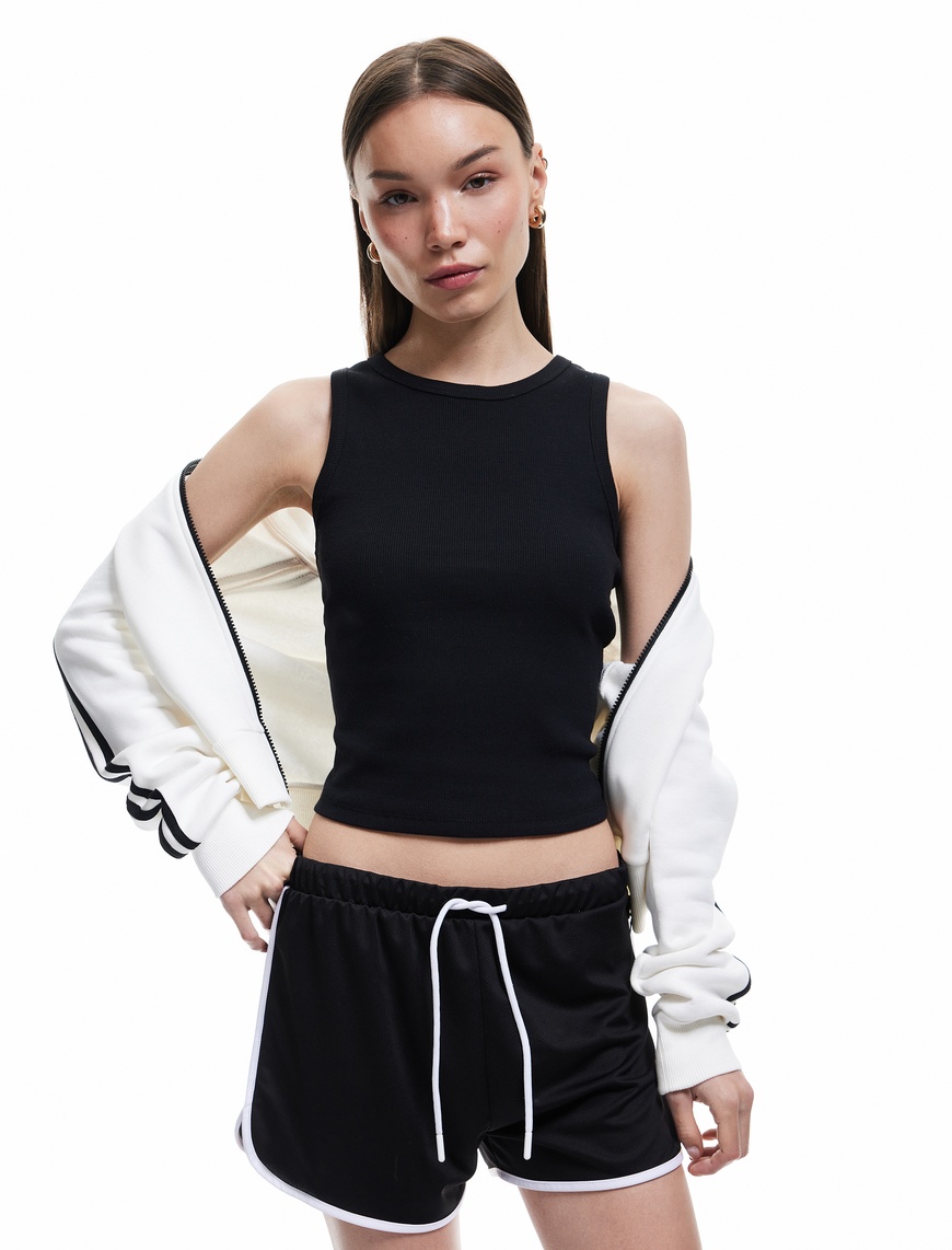   Bisiklet Yaka Kolsuz Slim Fit Basic Kadın Atlet
