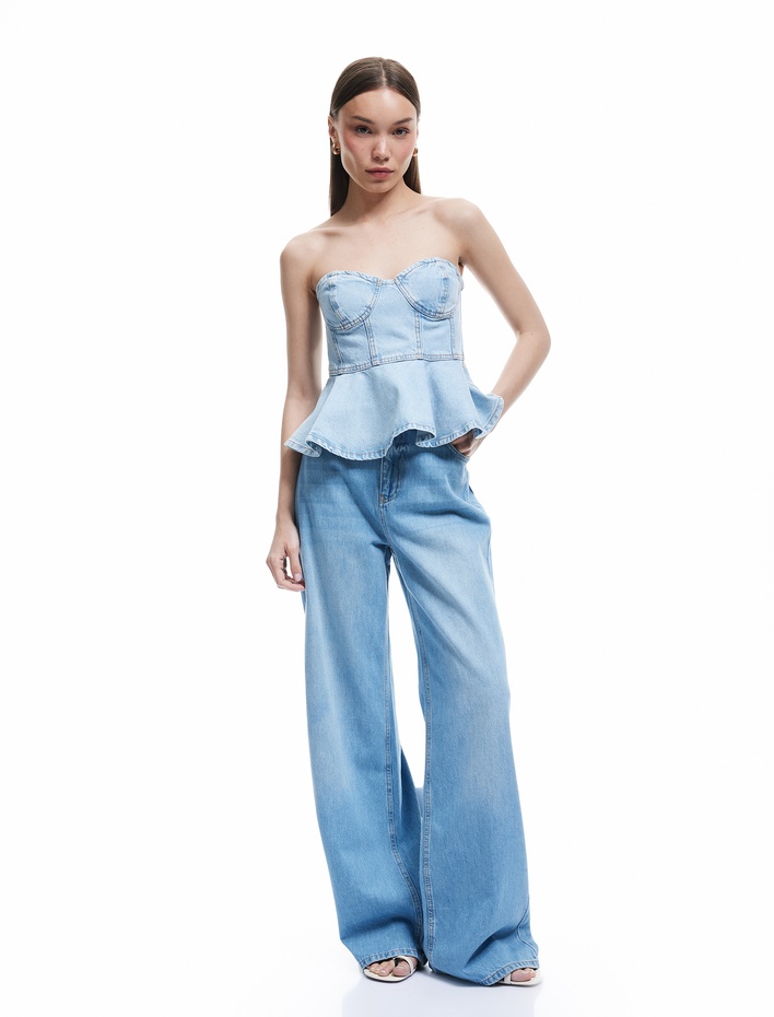  Kalp Yaka Volanlı Kolsuz Pamuklu Dar Kesim Denim Bluz