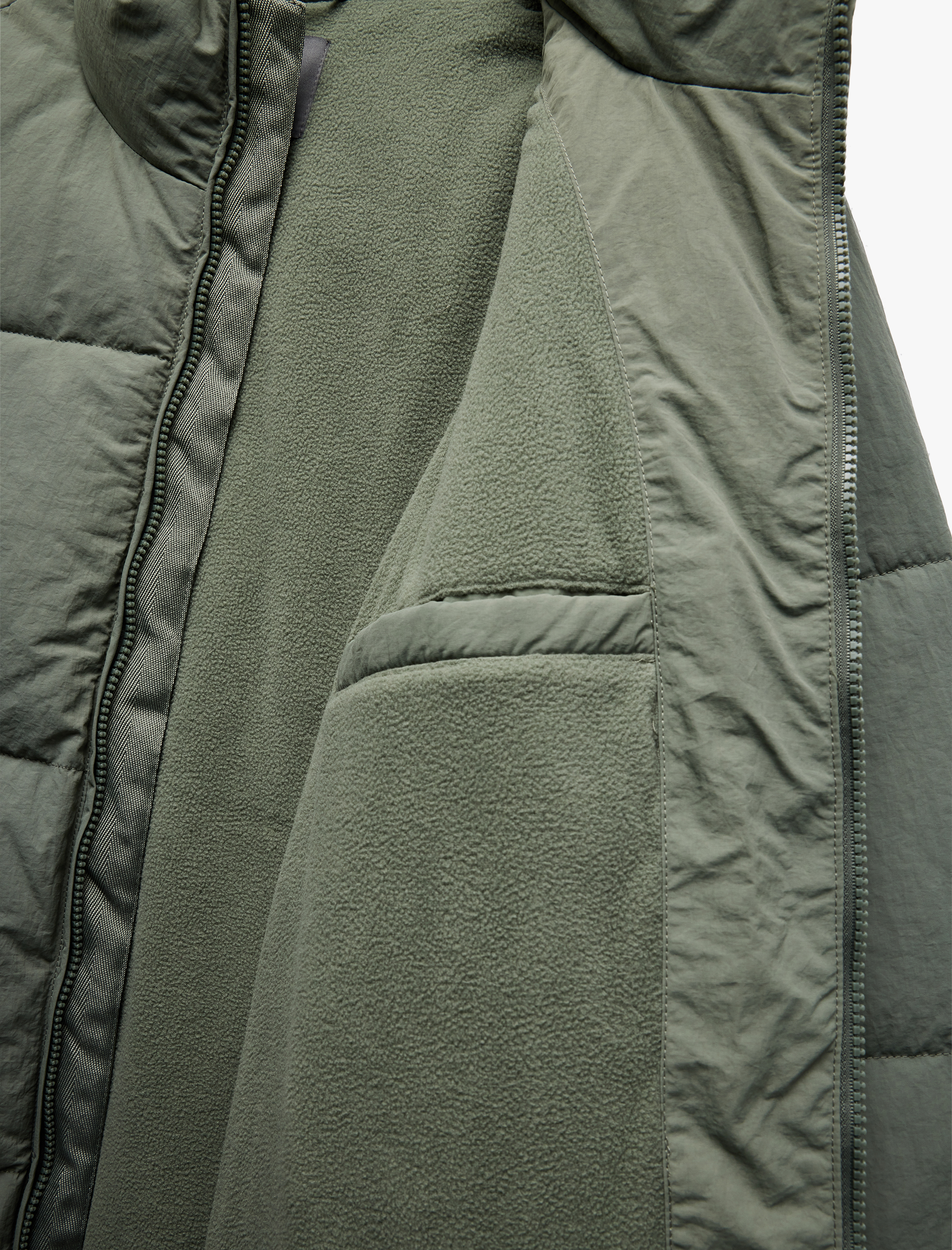 Dik Yaka Cep Detaylı Fermuarlı Kışlık Şişme Mont