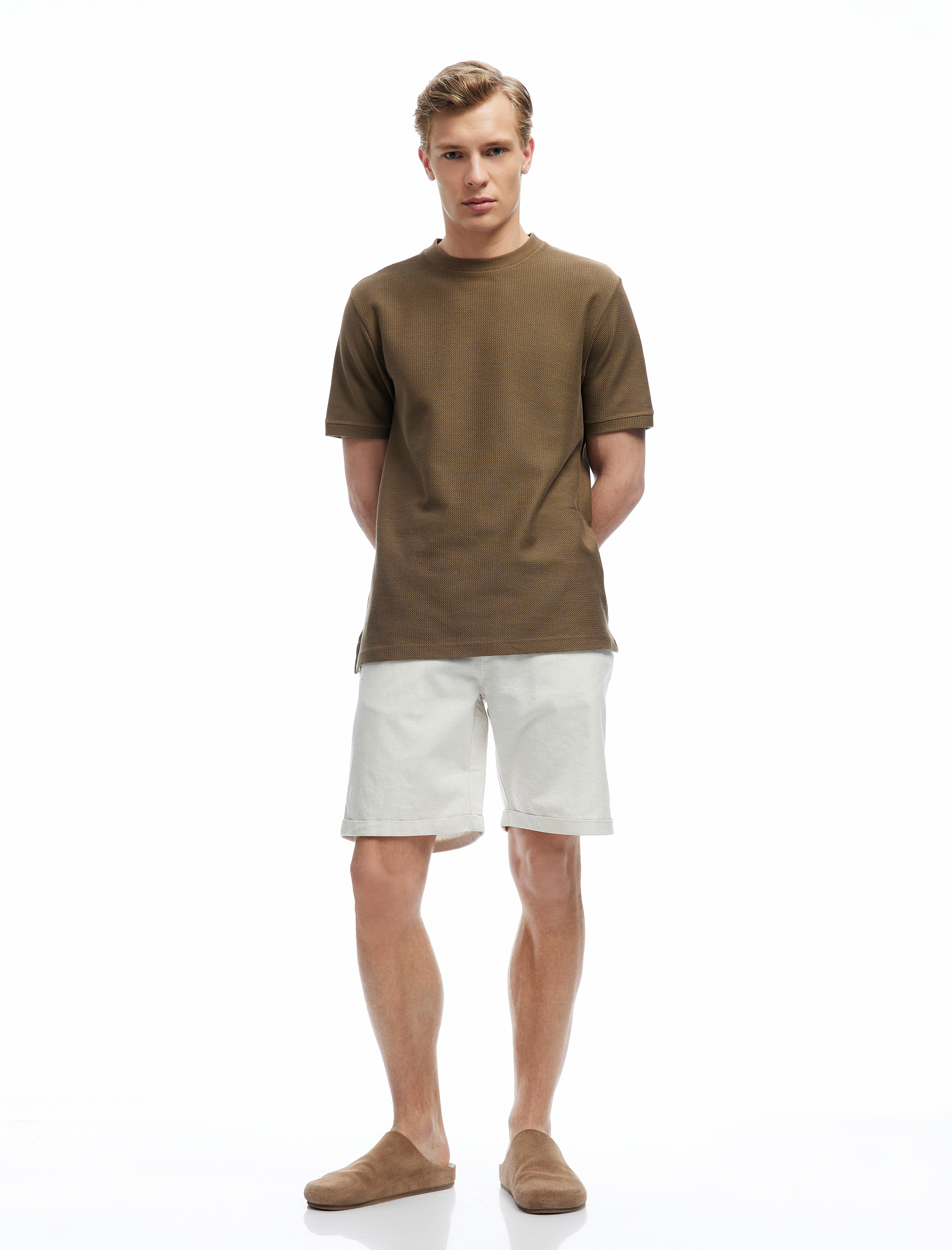   Pamuk Keten Karışımlı Cepli Katlamalı Paça Beli Bağcıklı Bermuda Şort