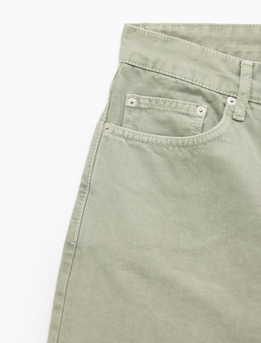   Normal Bel Pamuklu Cep Detaylı Bermuda Loose Fit Jean Şort