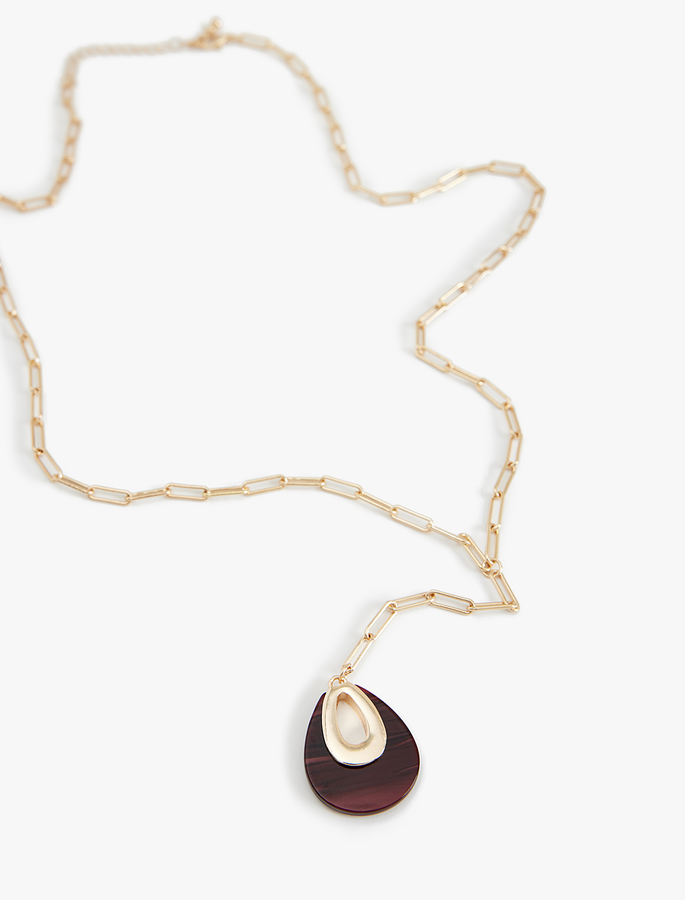  Kadın Charm Detaylı Zincir Çelik Kolye