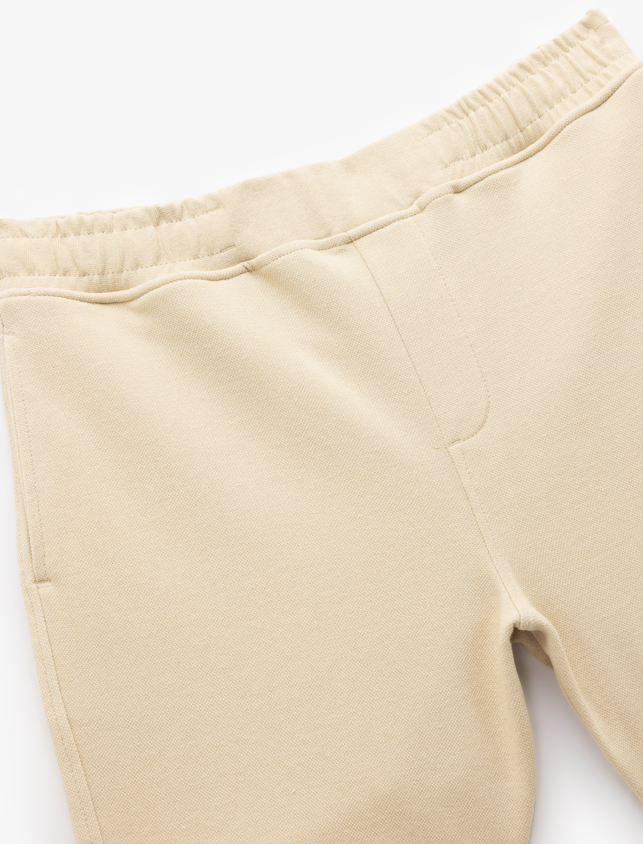 Cep Detaylı Pike Kumaş Beli Lastikli Bermuda Şort