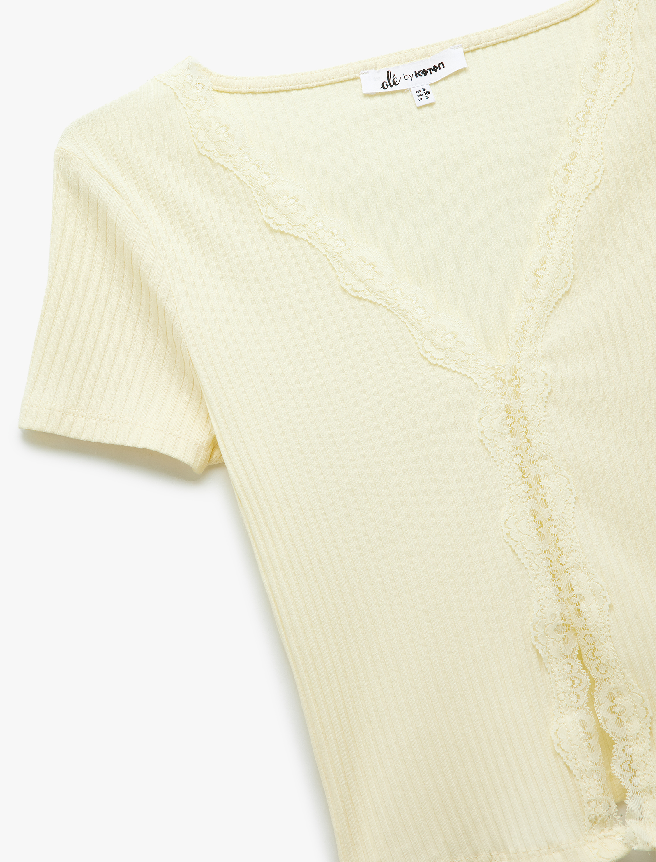   Dantel Detaylı Kısa Kollu V Yaka Tişört