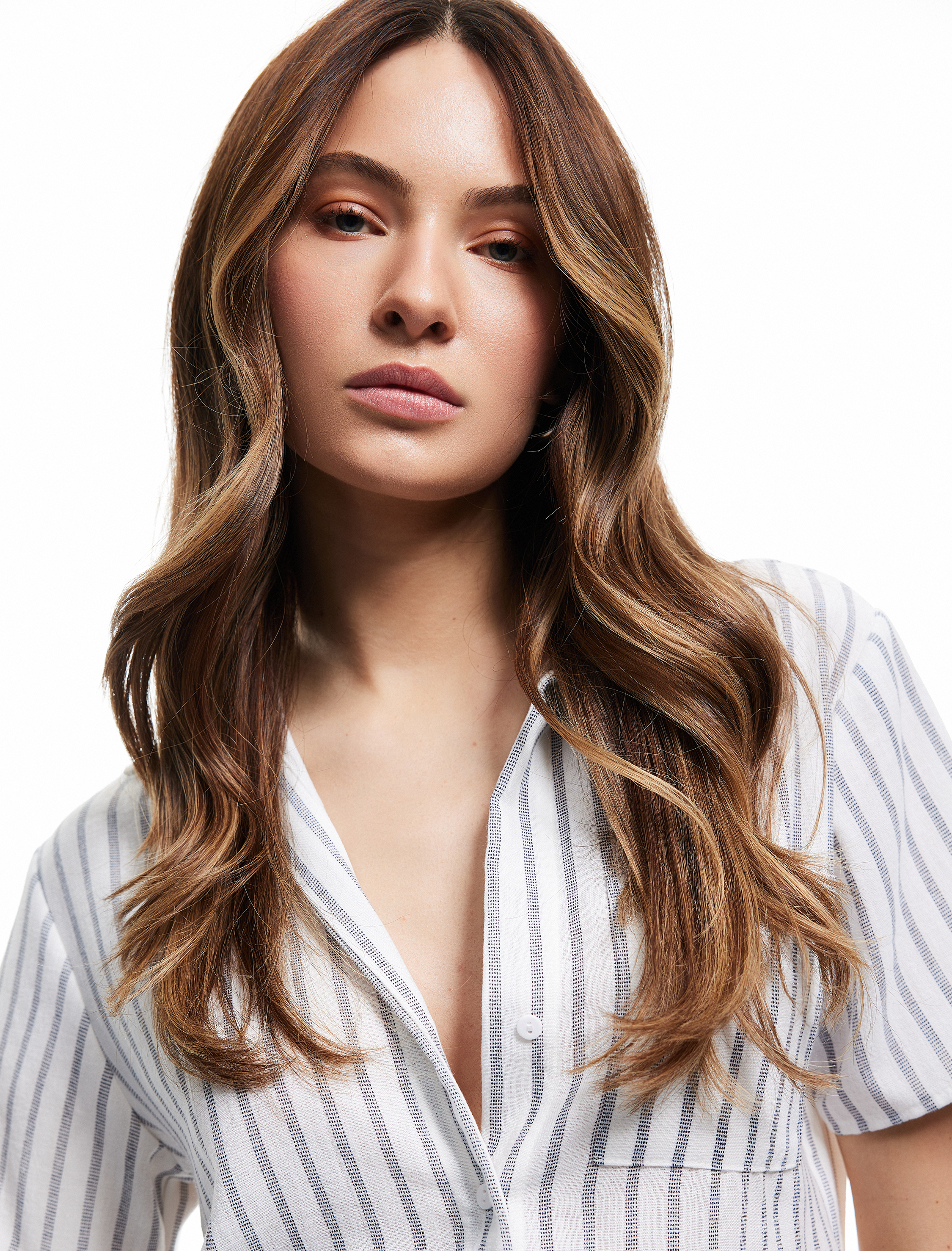   Tek Cep Detaylı Kısa Kollu Çizgili Gömlek