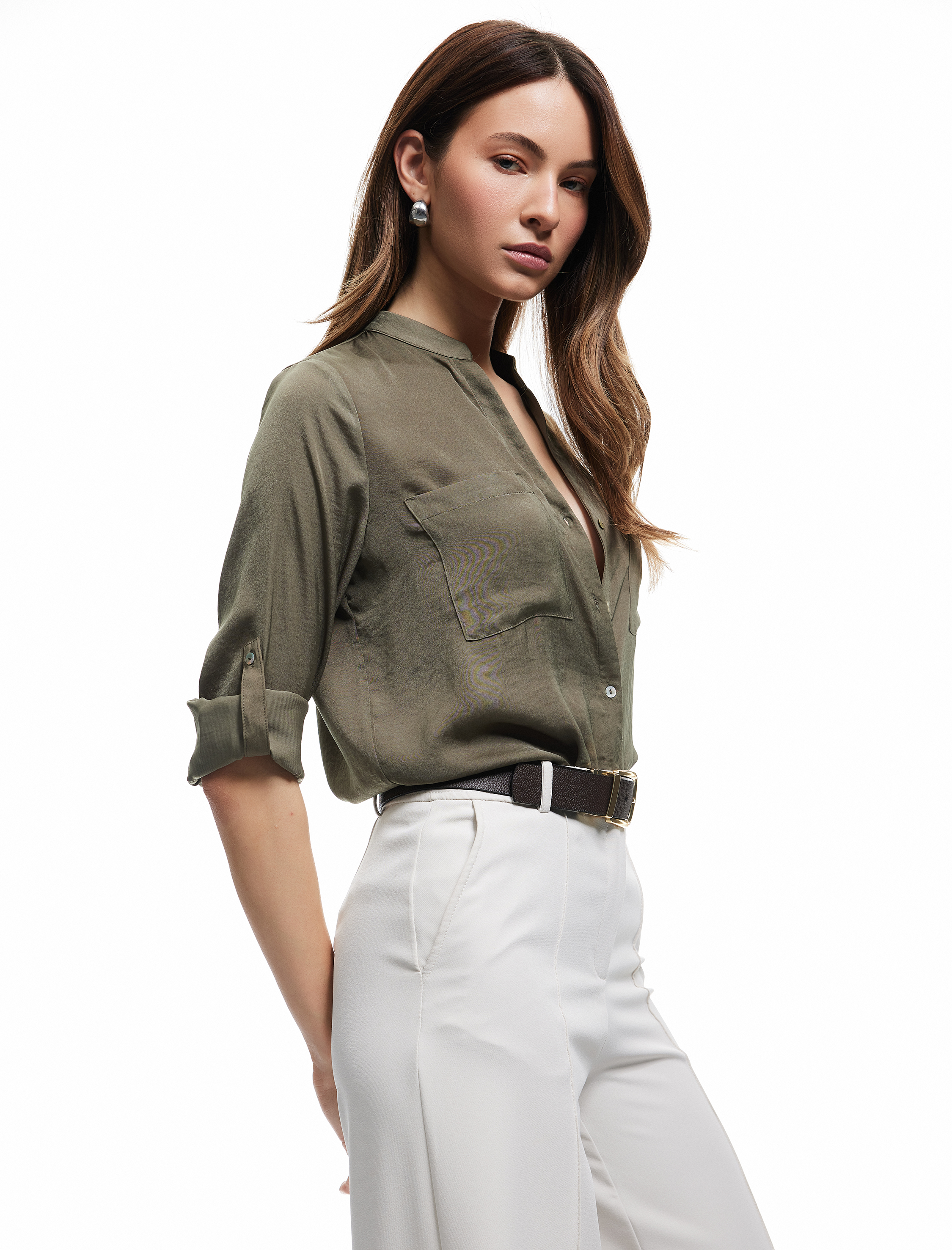   Aerobin Kumaş Cepli Katlanabilir Kol Detaylı Mandarin Yaka Saten Gömlek