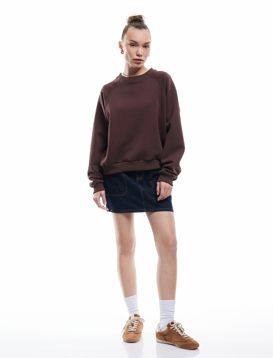   Üç İplik Şardonlu Dikiş Detaylı Bisiklet Yaka Oversize Sweatshirt