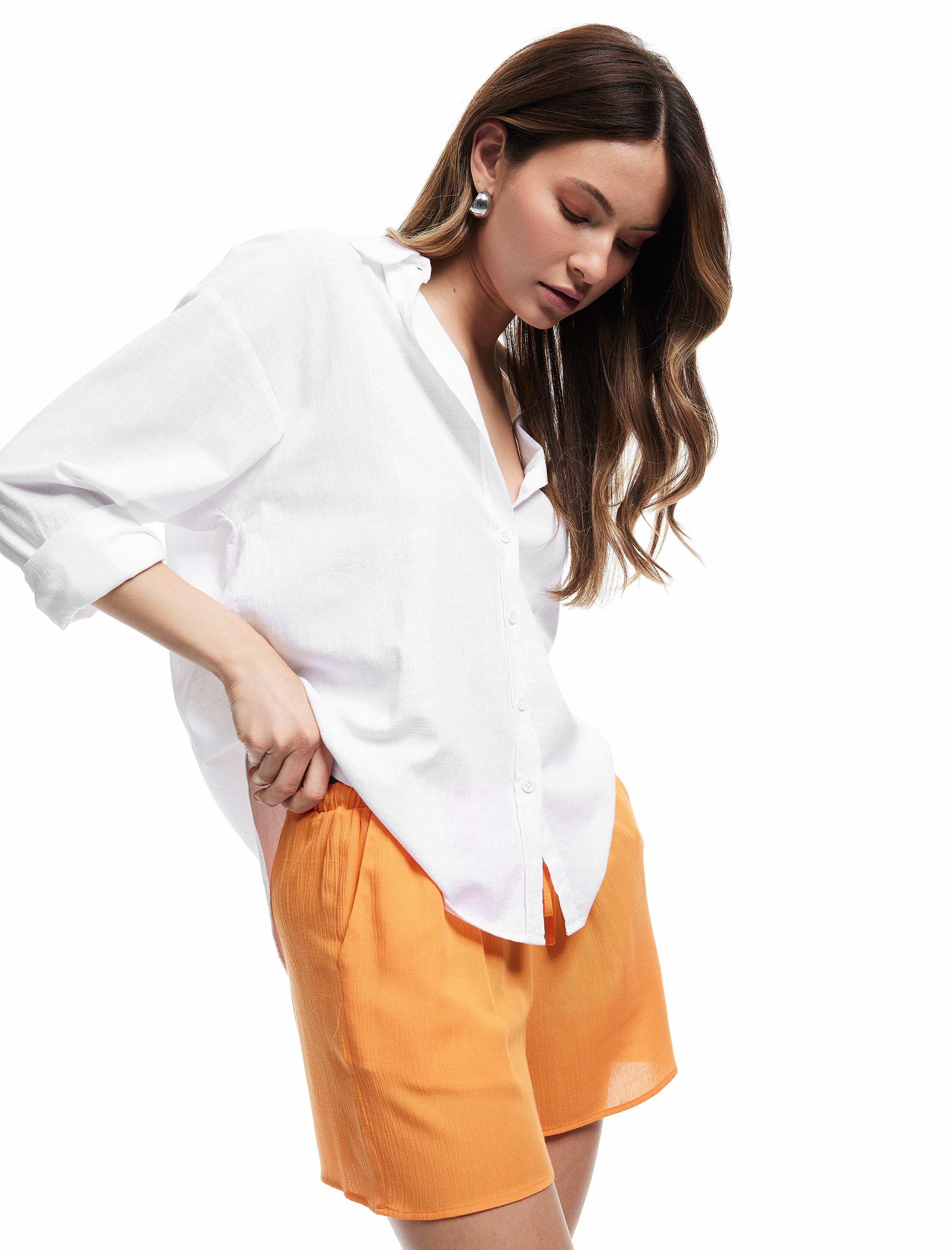   Viskon Crinkle Kumaş Astarlı Beli Lastikli Bağlamalı Cepli Mini Şort