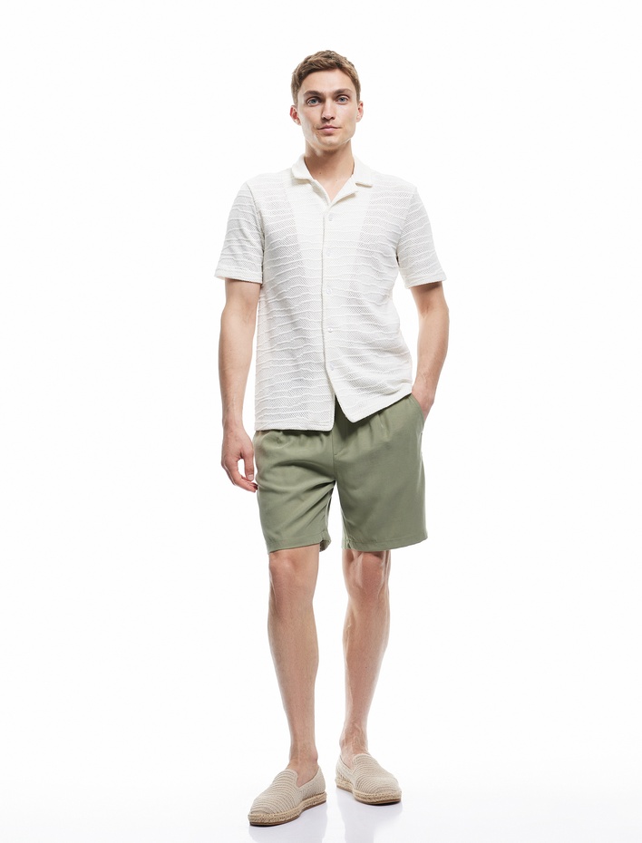  Viskon Cep Detaylı Rayon Beli Bağcıklı Bermuda Chino Şort