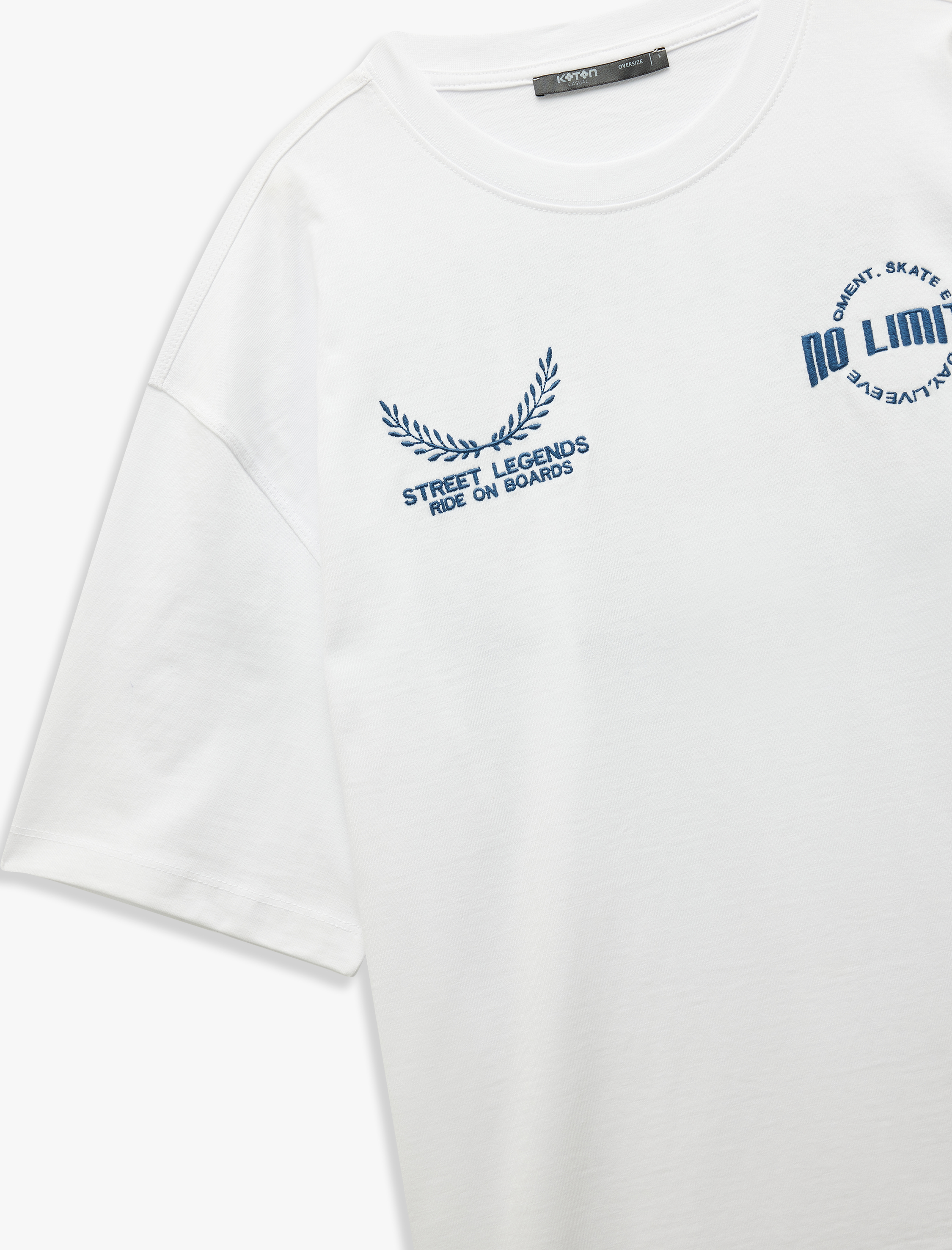   Kısa Kollu Bisiklet Yaka Tok Kumaş Pamuklu Arkası Baskılı Tişört