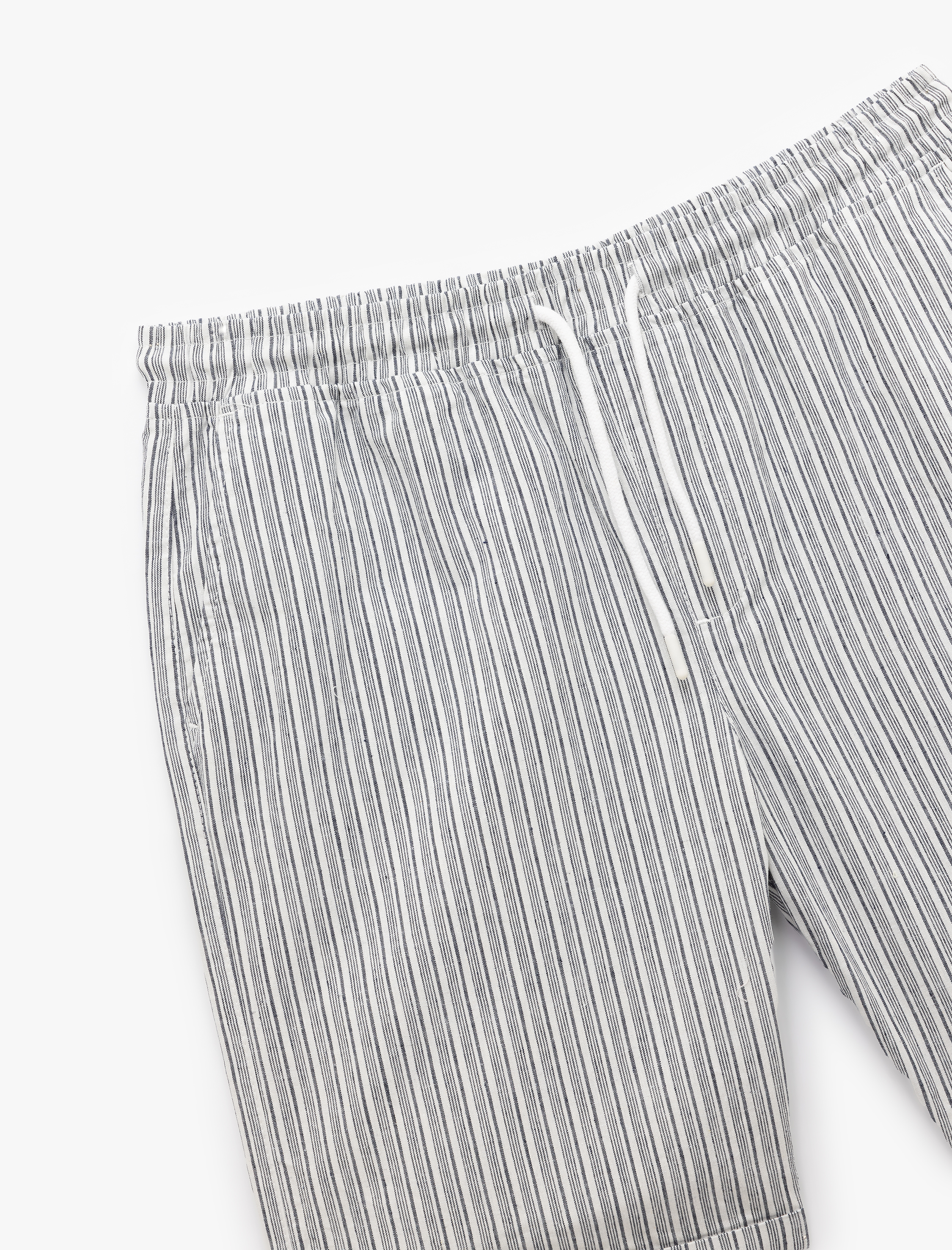   Katlamalı Paça Keten Pamuk Karışımlı Çizgili Beli Bağcıklı Bermuda Şort