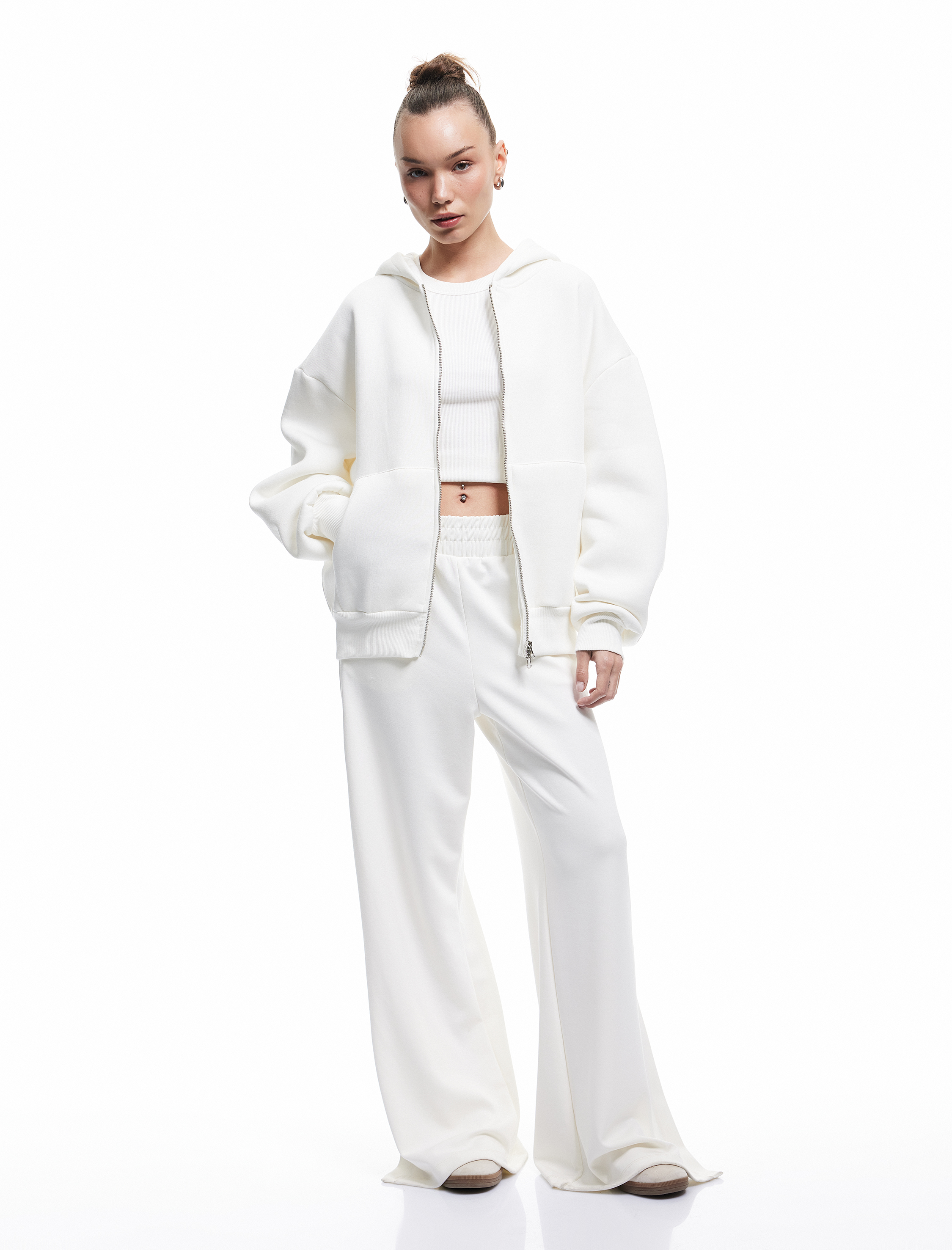   Şardonlu Kapşonlu Uzun Kollu Fermuarlı Sweatshirt