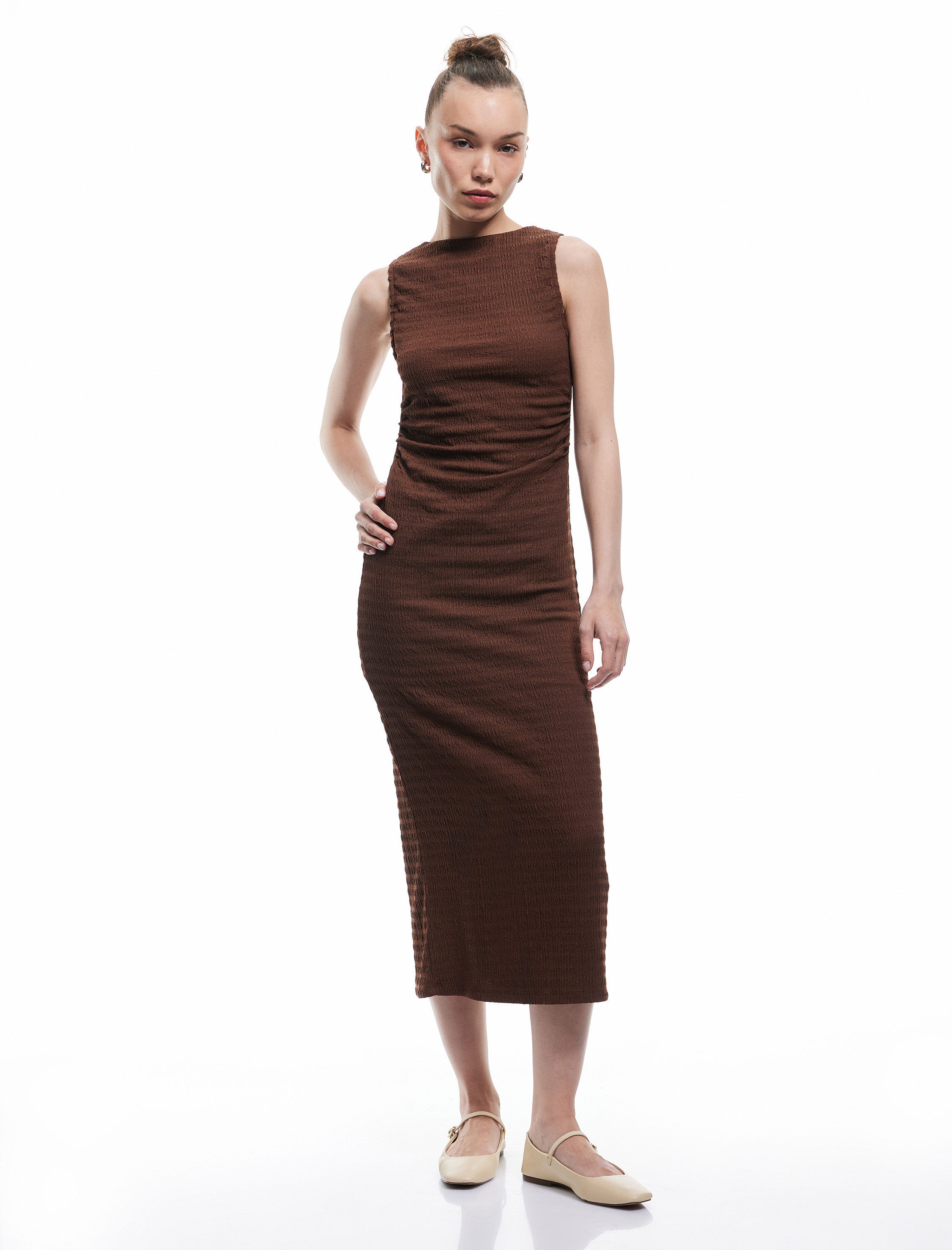   Kolsuz Büzgülü Midi Elbise