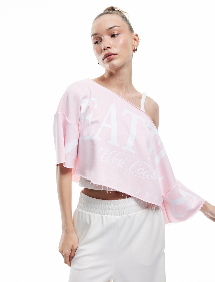  Üç İplik Kısa Kollu Crop Baskılı Omuzu Açık Tişört