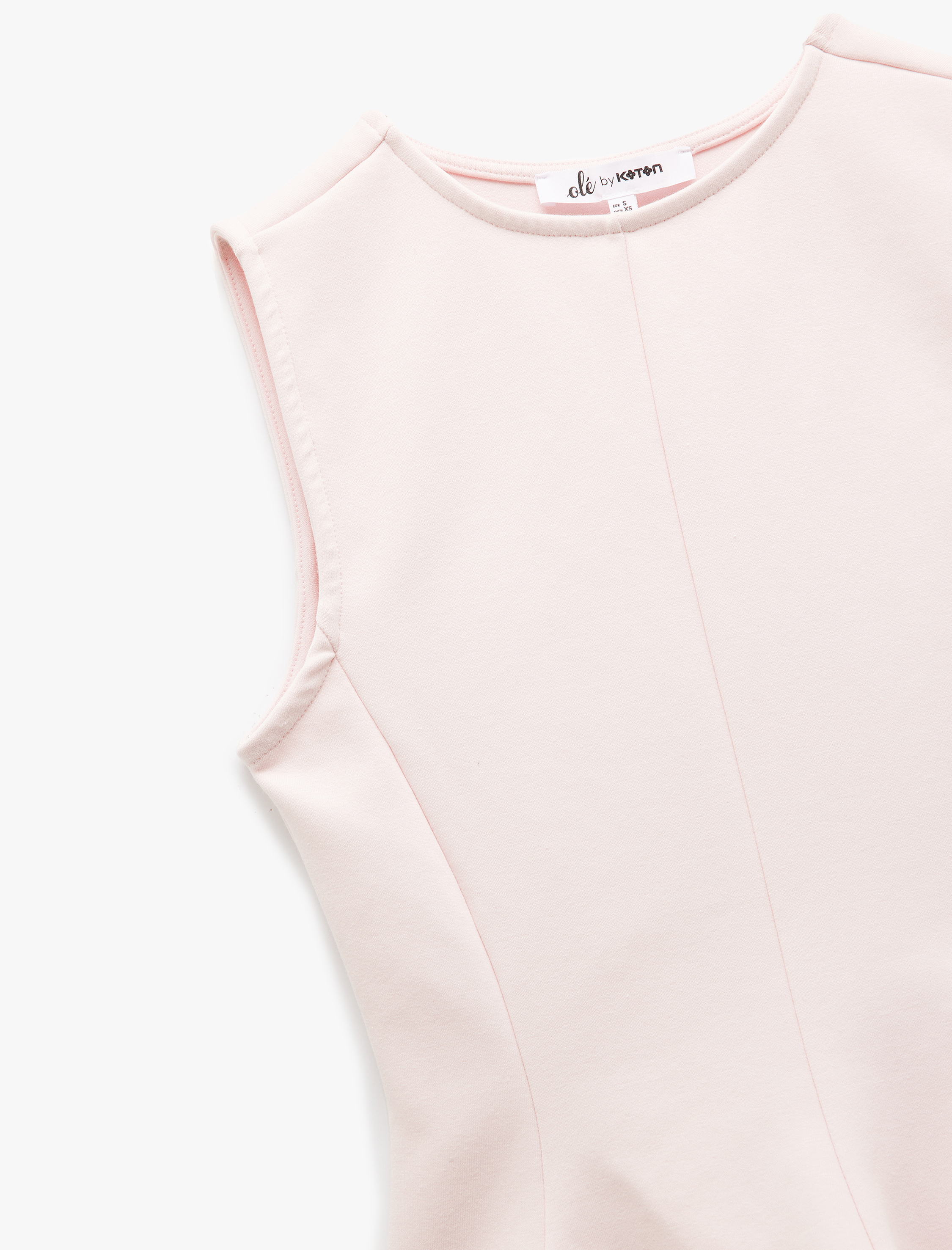   Pamuklu Slim Fit Bisiklet Yaka Volanlı Kolsuz Bluz