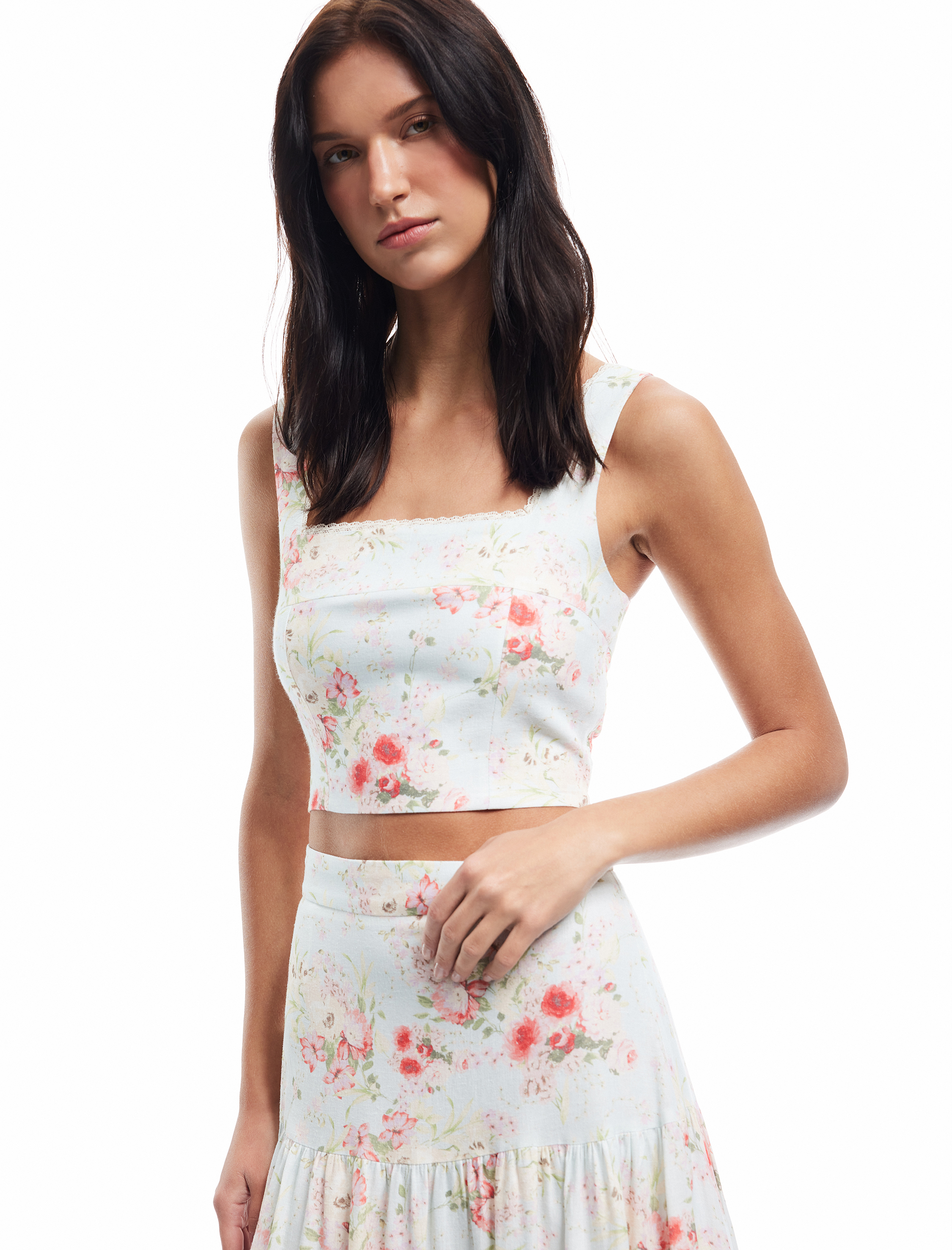   Viskon Keten Karışımlı Kare Yaka Gipeli Kalın Askılı Crop Çiçekli Bluz