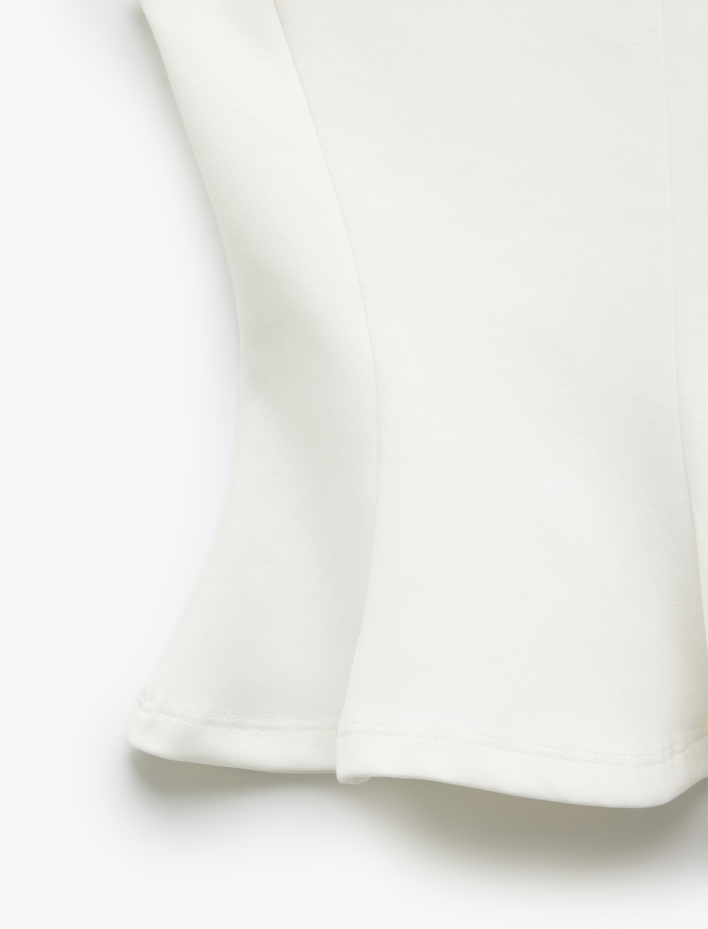   Pamuklu Slim Fit Bisiklet Yaka Volanlı Kolsuz Bluz