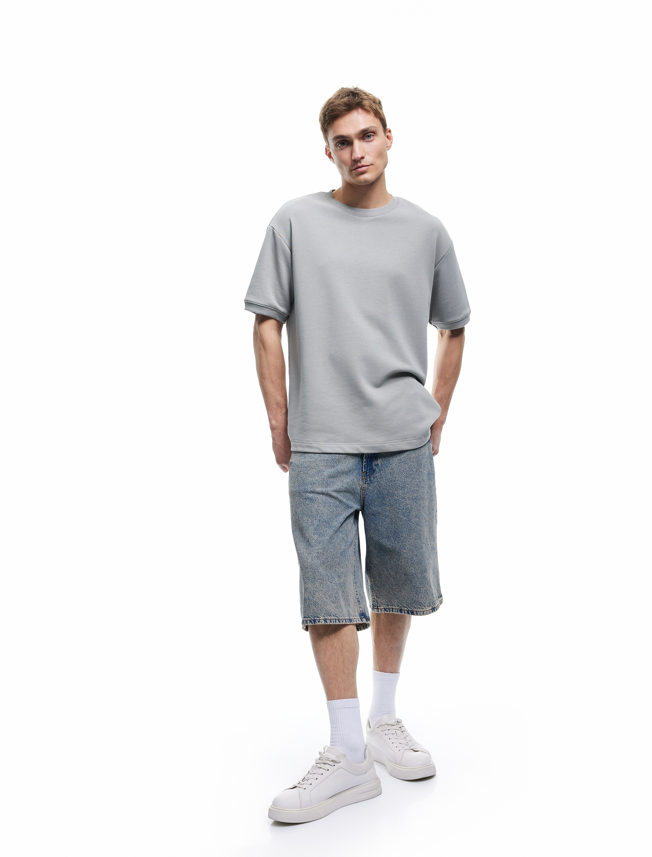   Kısa Kollu Bisiklet Yaka Tok Kumaş Şardonlu Basic Oversize Tişört