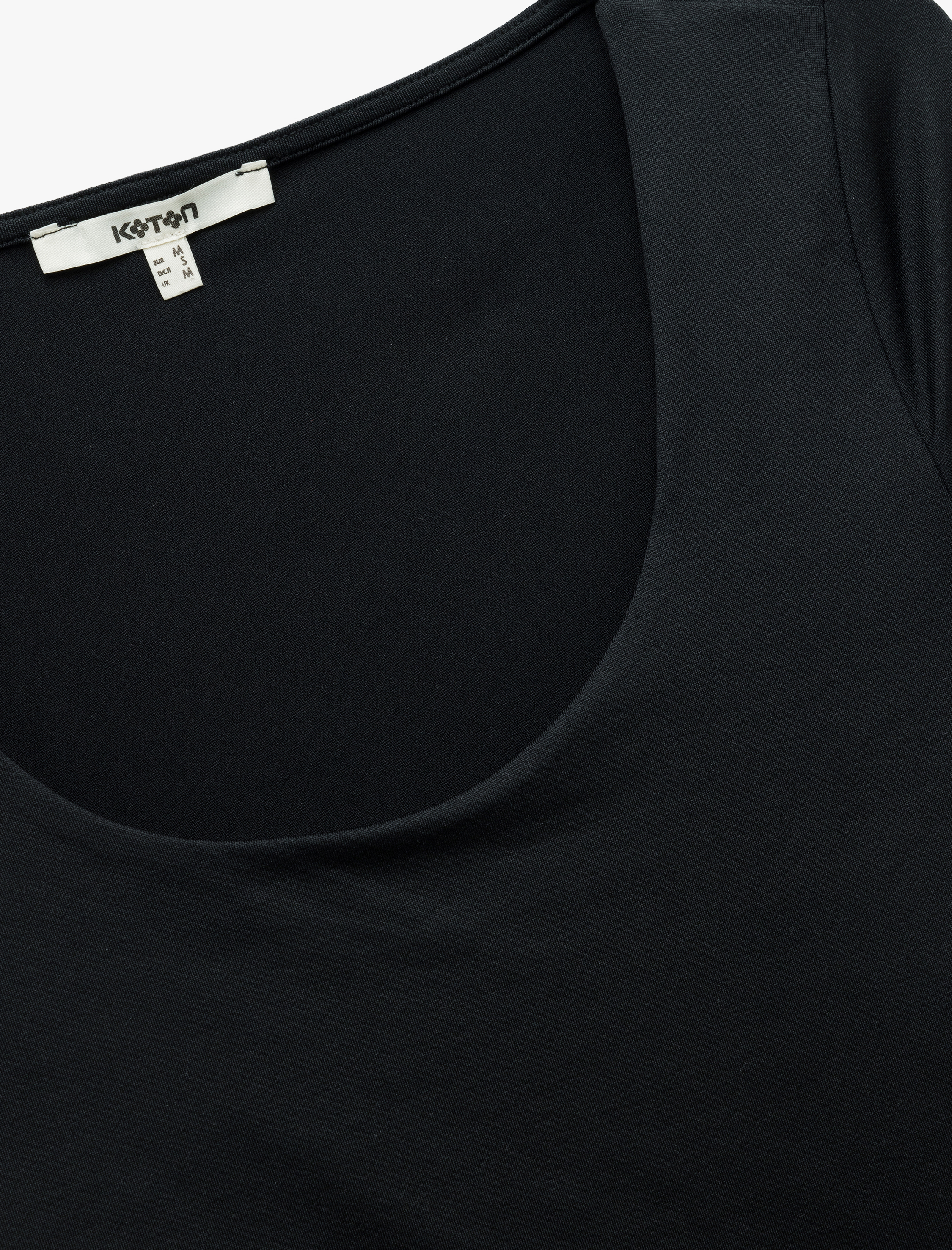   Slim Fit Kısa Kollu U Yaka Basic Crop Tişört