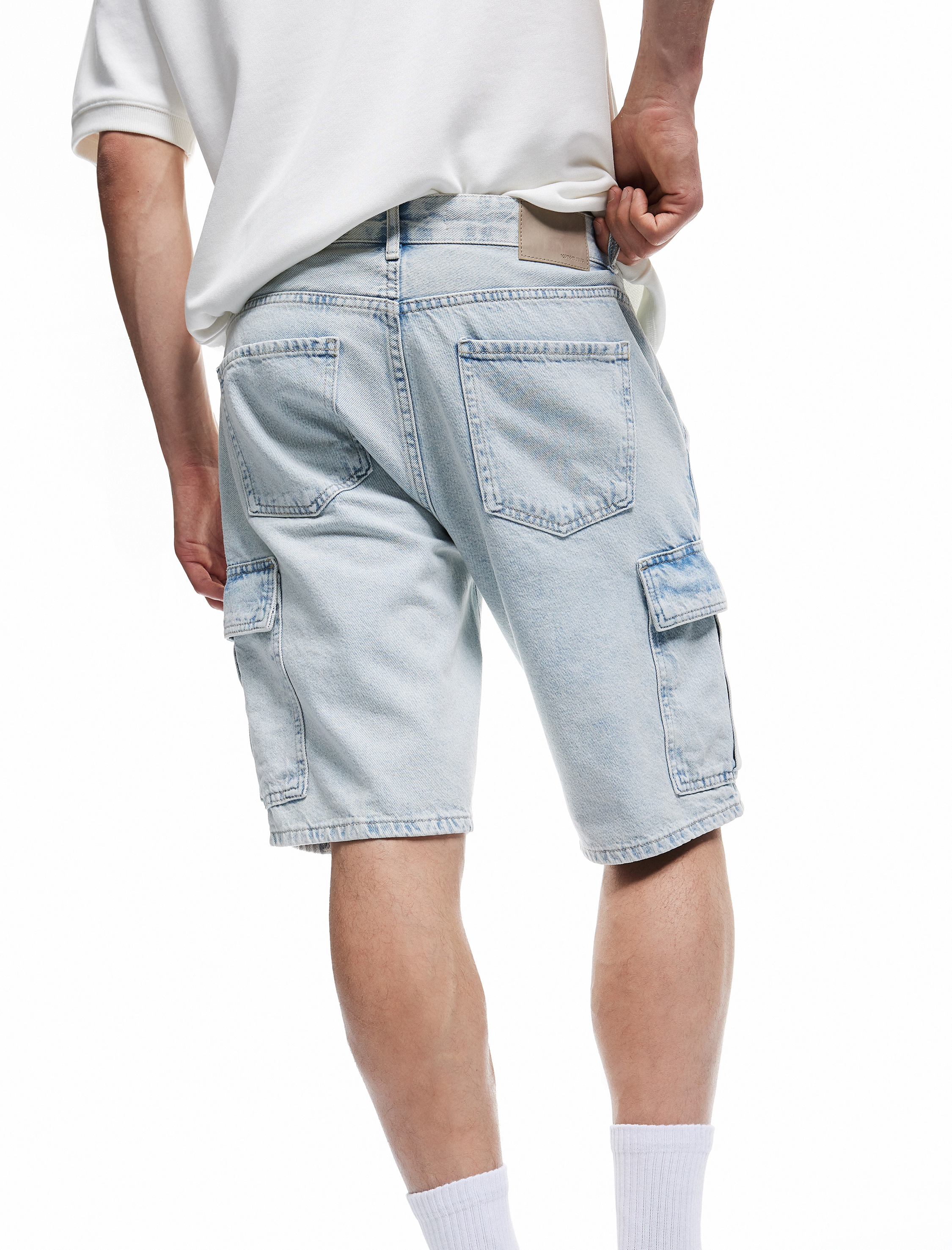   Oversize Pamuklu Cep Detaylı Bermuda Kargo Jean Şort