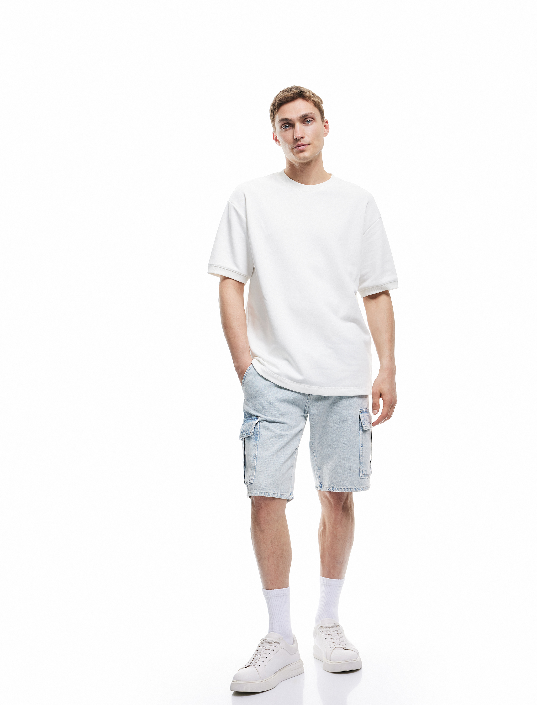   Oversize Pamuklu Cep Detaylı Bermuda Kargo Jean Şort